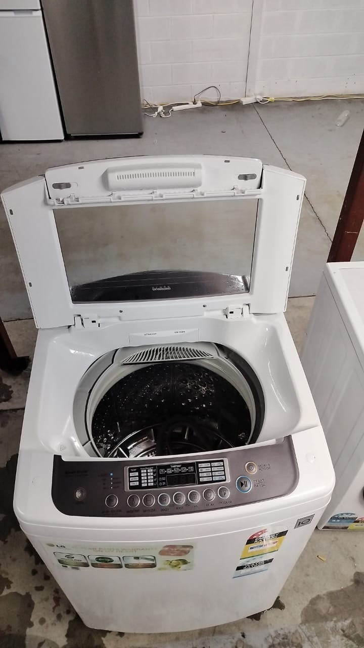 **LG 8 KGS TOPLOADER WASHING MACHINE**