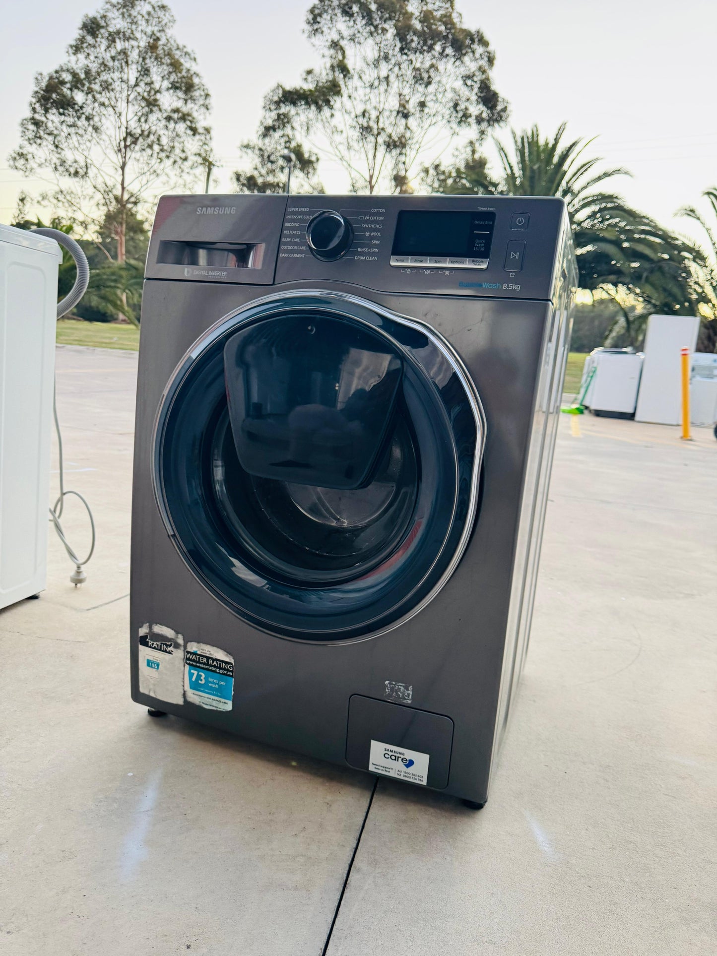 **SAMSUNG 8.5KGS FRONT LOADER WASHING MACHINE*