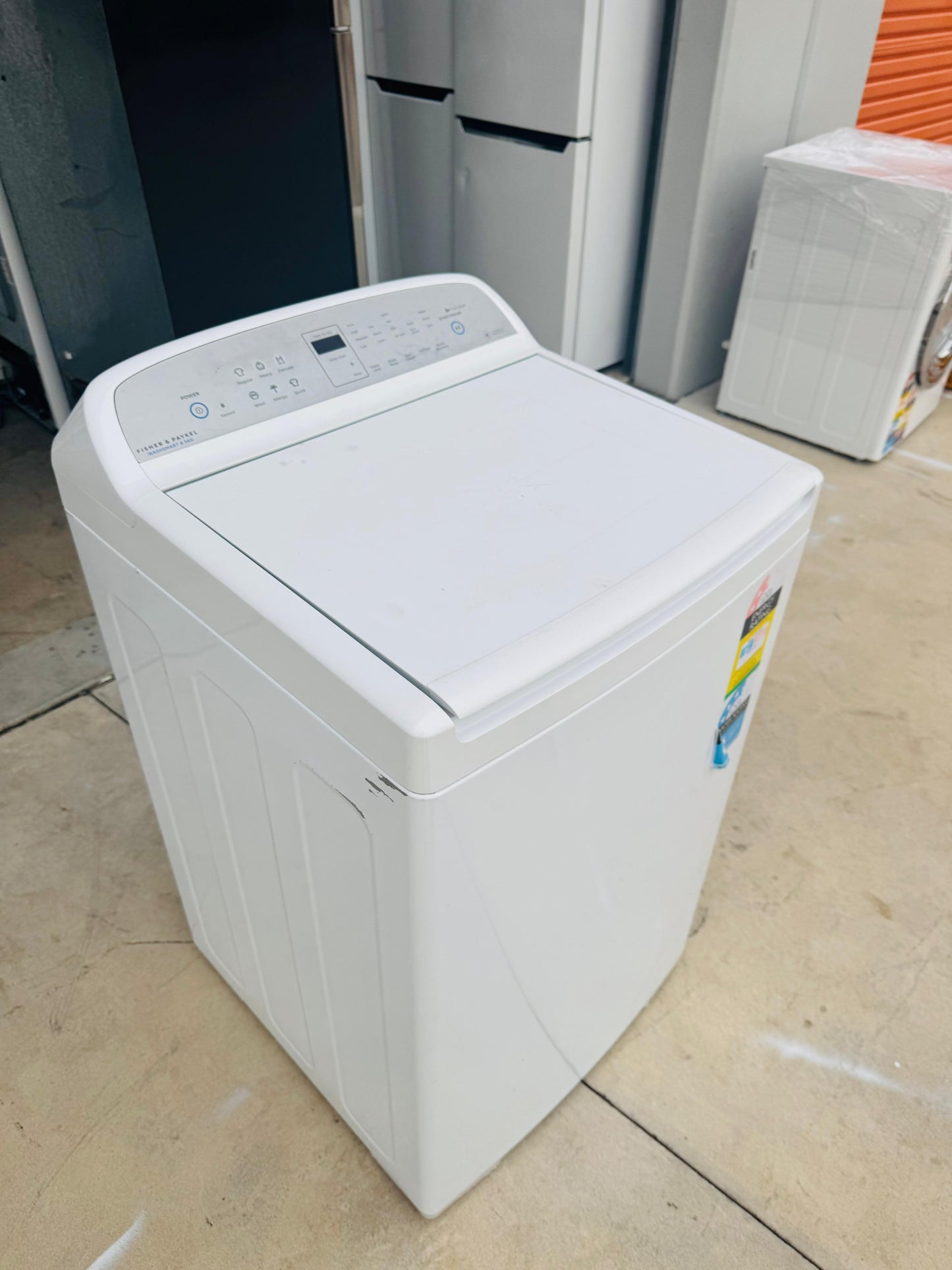 **FISHERS & PAYKEL 8.5 KGS TOP LOADER WASHING MACHINE**