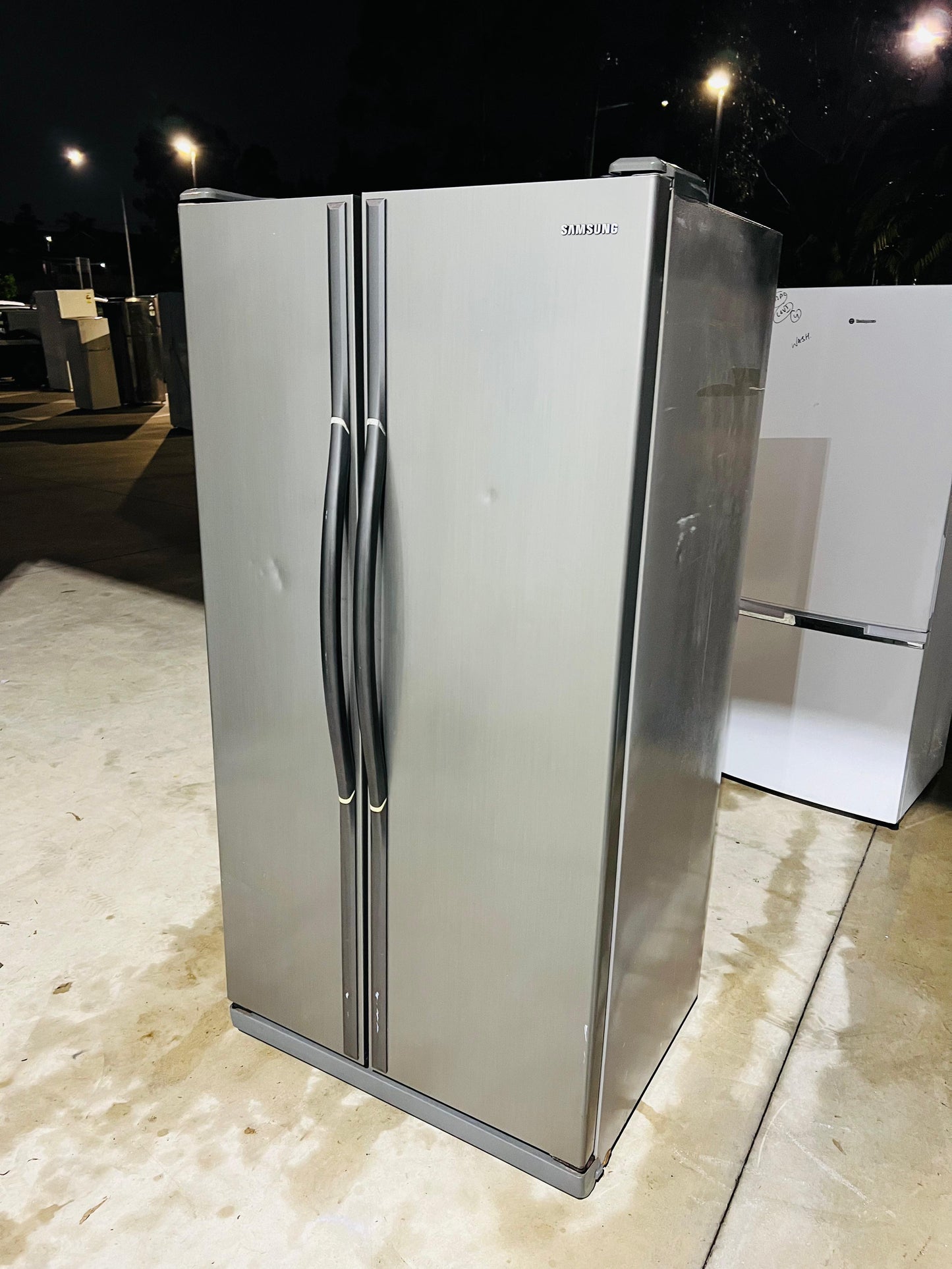 **SAMSUNG 535 LITRES SIDE BY SIDE DOOR FRIDGE FREEZER**