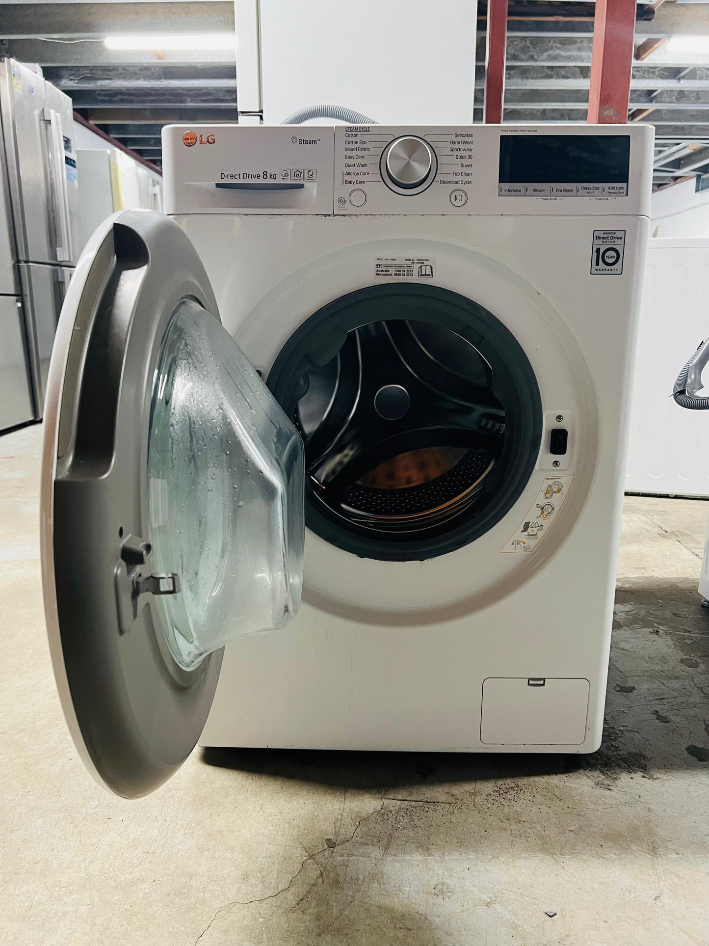 **LG 8KGS FRONT LOADER WASHING MACHINE**