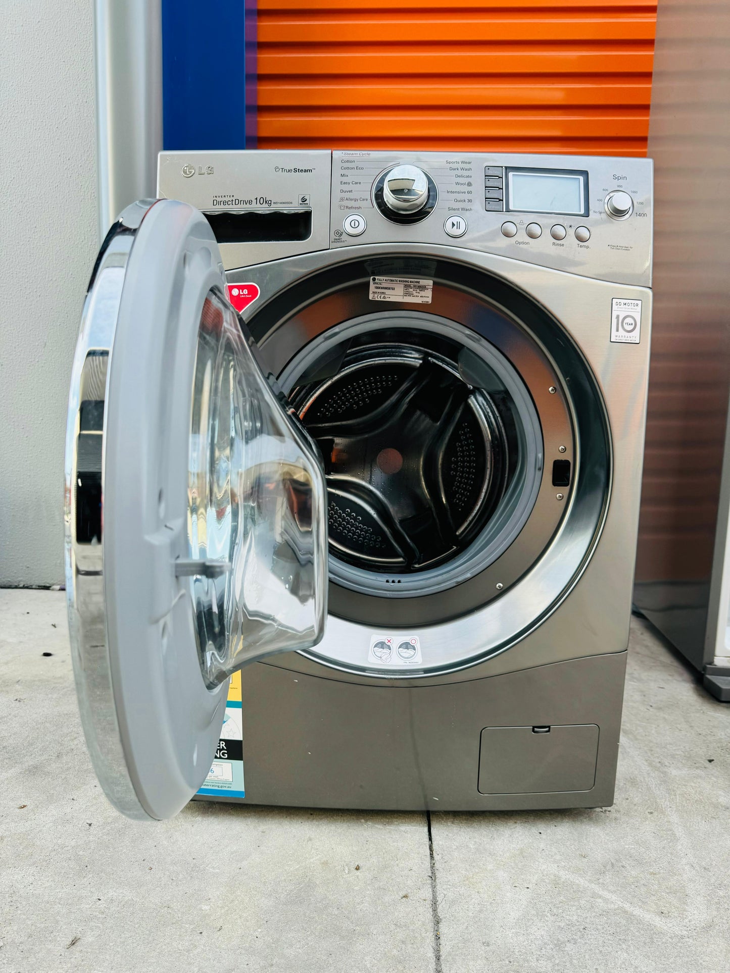 **LG 10KGS FRONT LOADER WASHING MACHINE**