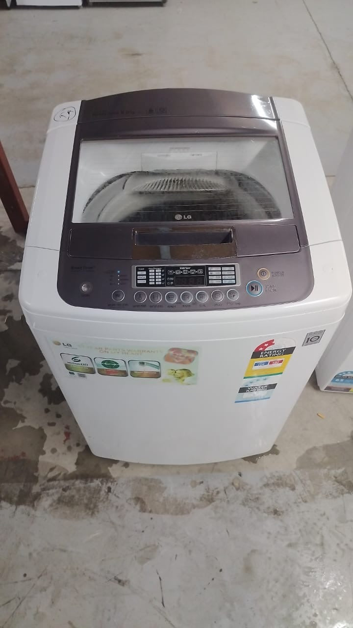 **LG 8 KGS TOPLOADER WASHING MACHINE**