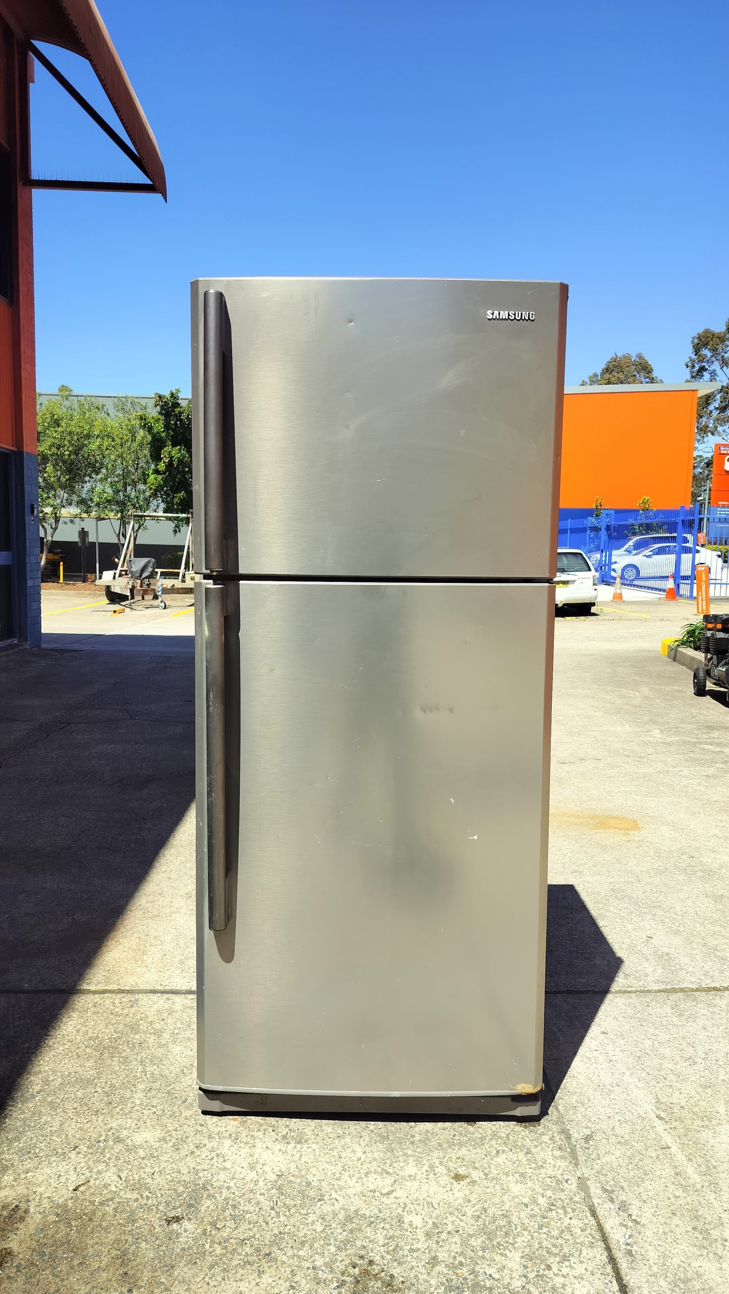 **SAMSUNG 434 LITRES FRIDGE FREEZER**