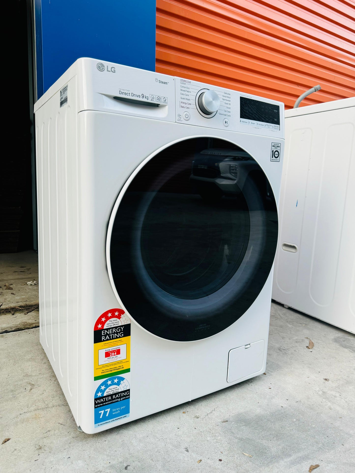 **LG 9KGS FRONT LOADER WASHING MACHINE**