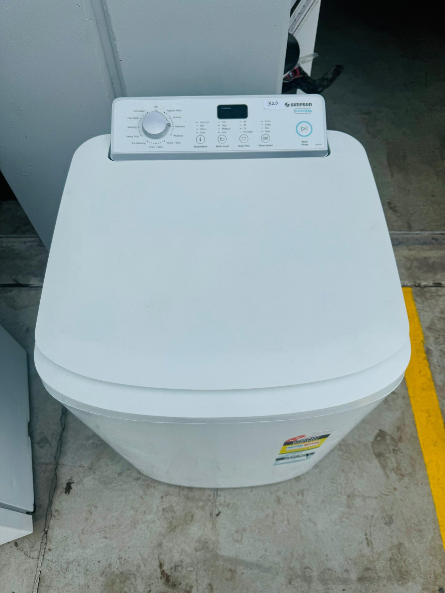 **SIMPSON 5.5 KGS TOP LOADER WASHING MACHINE**