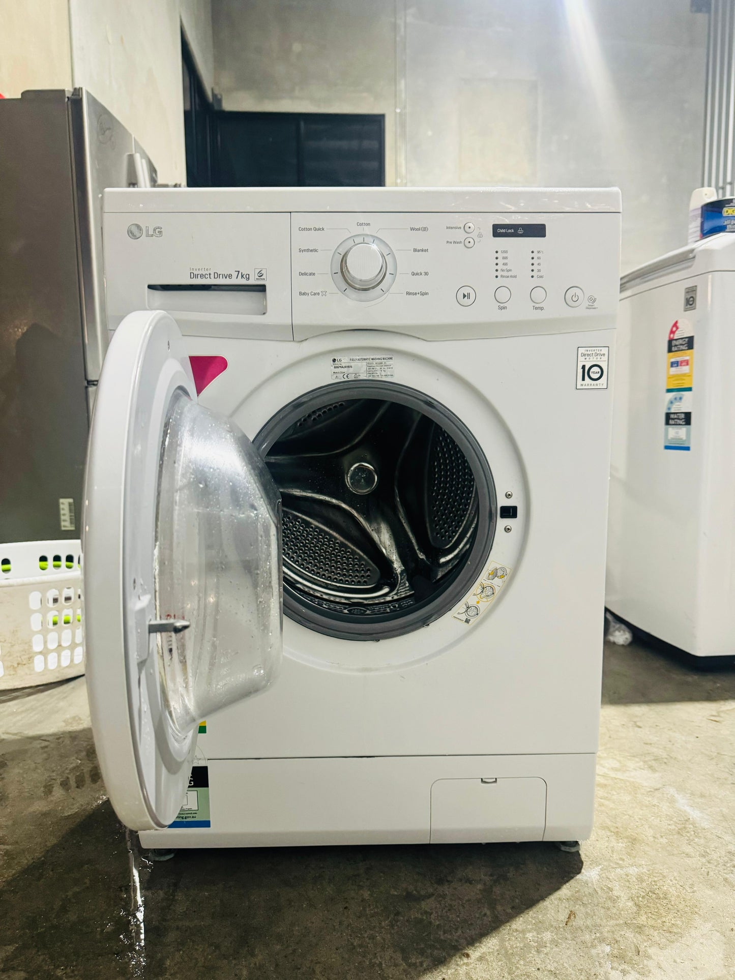 **LG 7KGS FRONT LOADER WASHING MACHINE**