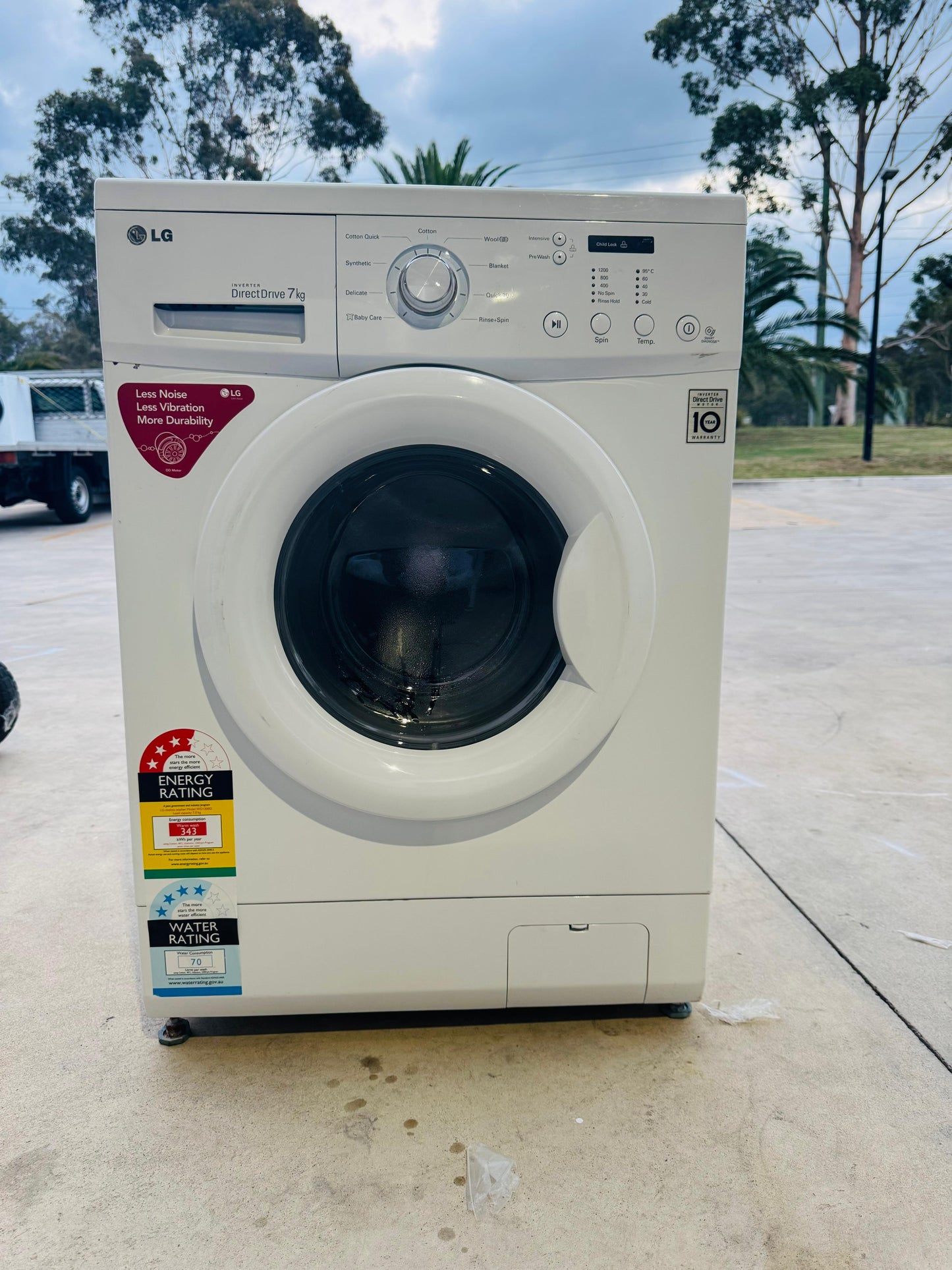 **LG 7KGS FRONT LOADER WASHING MACHINE**