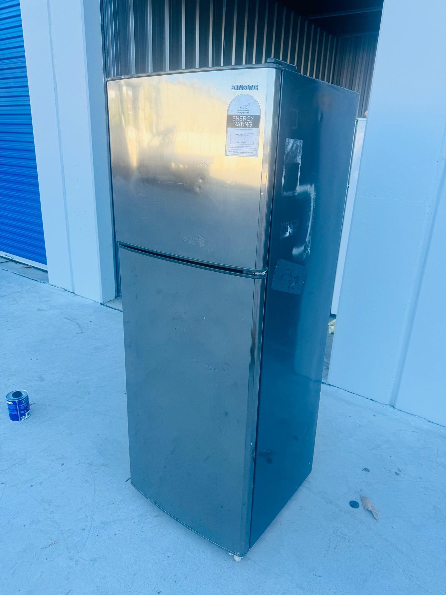 **SAMSUNG 296 LITRES FRIDGE FREEZER**