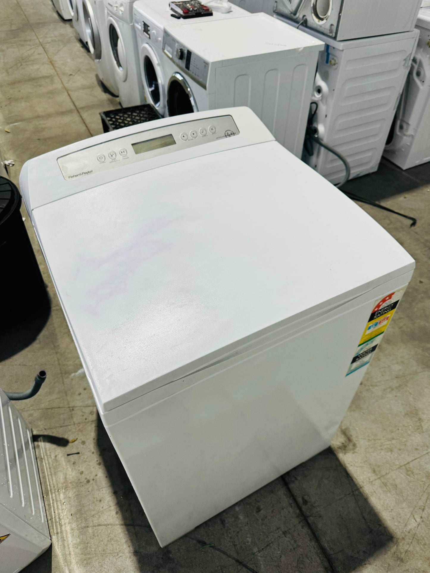 **FISHER & PAYKEL 8KGS TOP LOADER WASHING MACHINE**