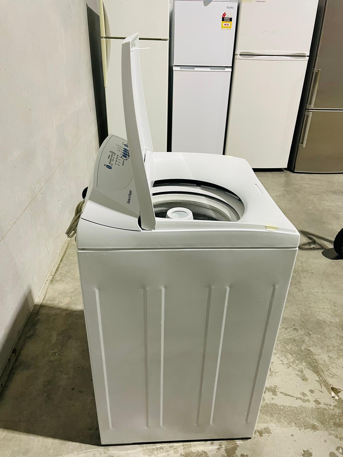 **FISHER & PAYKEL 5.5 KGS TOP LOADER WASHING MACHINE**