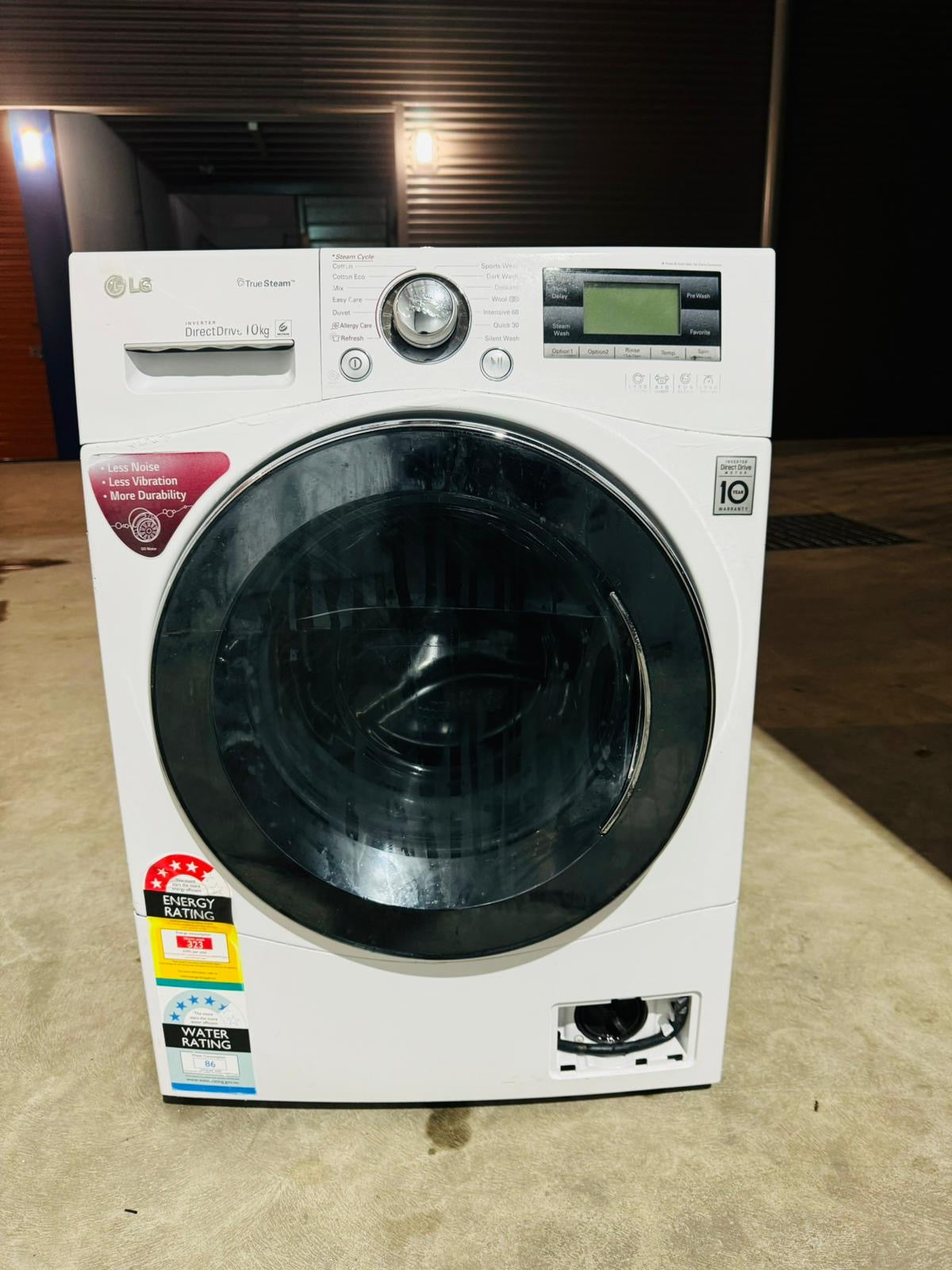 **LG 10 KGS FRONT LOADER WASHING MACHINE**