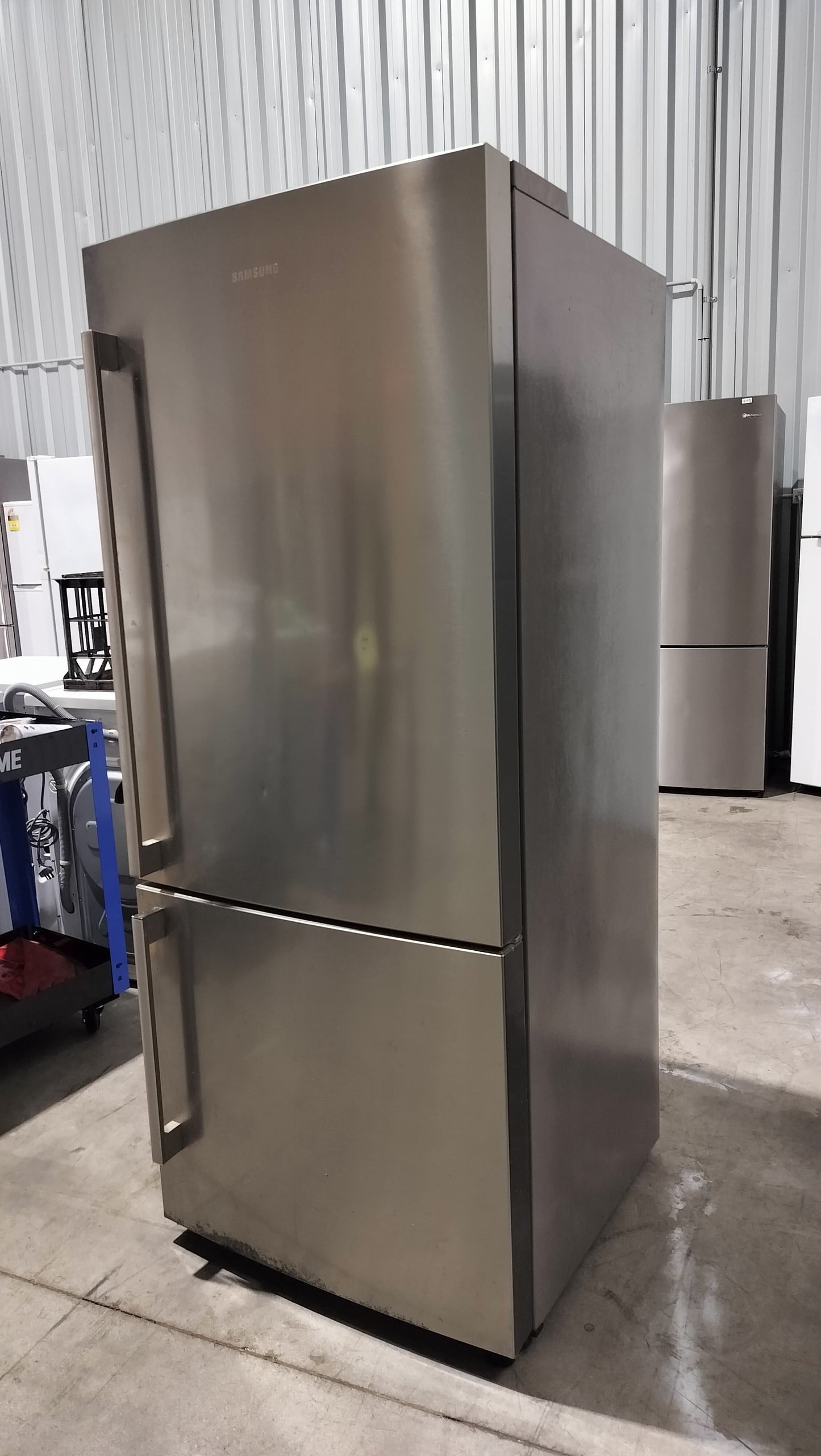 **SAMSUNG 380 LITRES FRIDGE FREEZER**