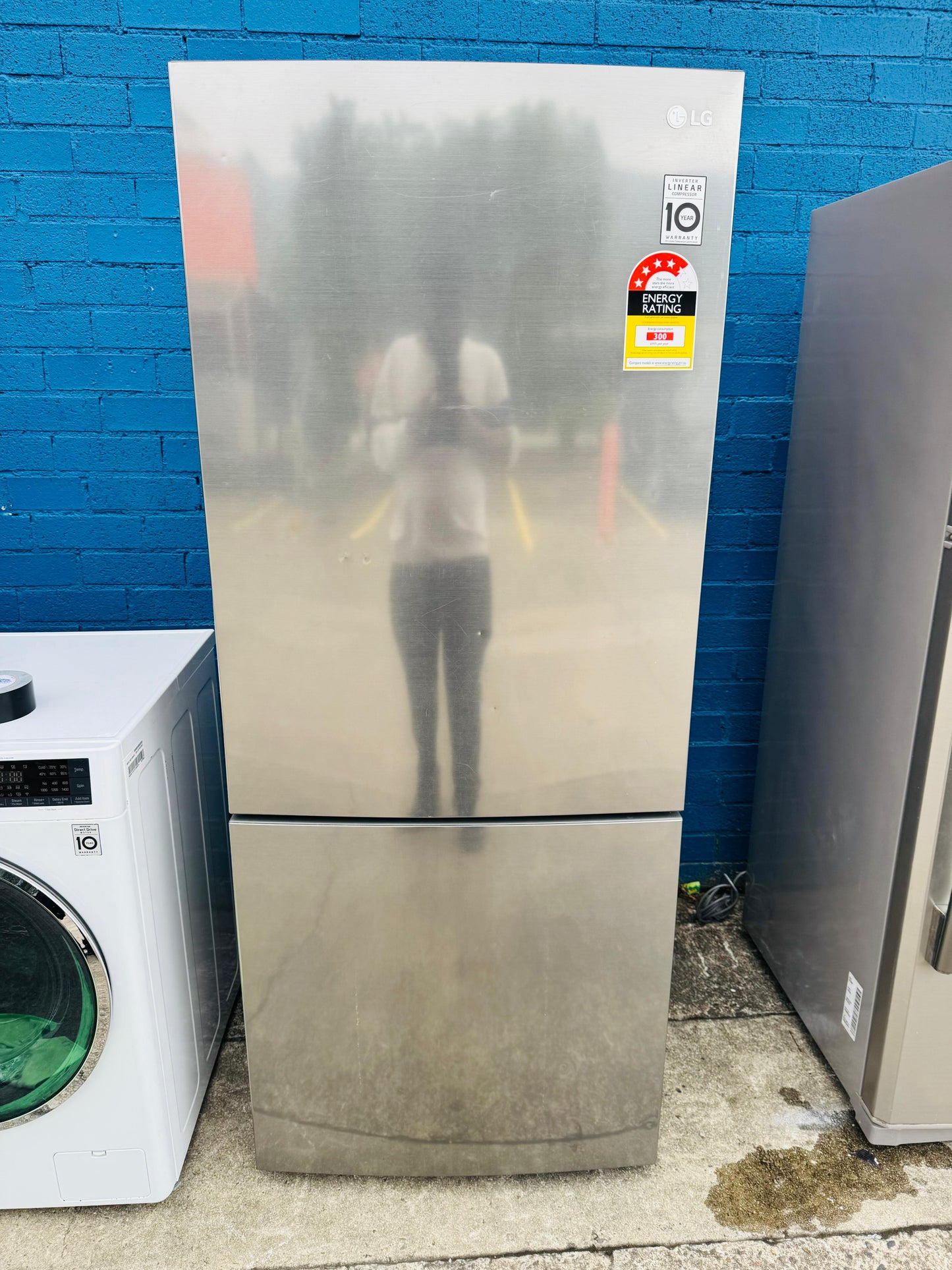 **LG 454 LITRES FRIDGE FREEZER**
