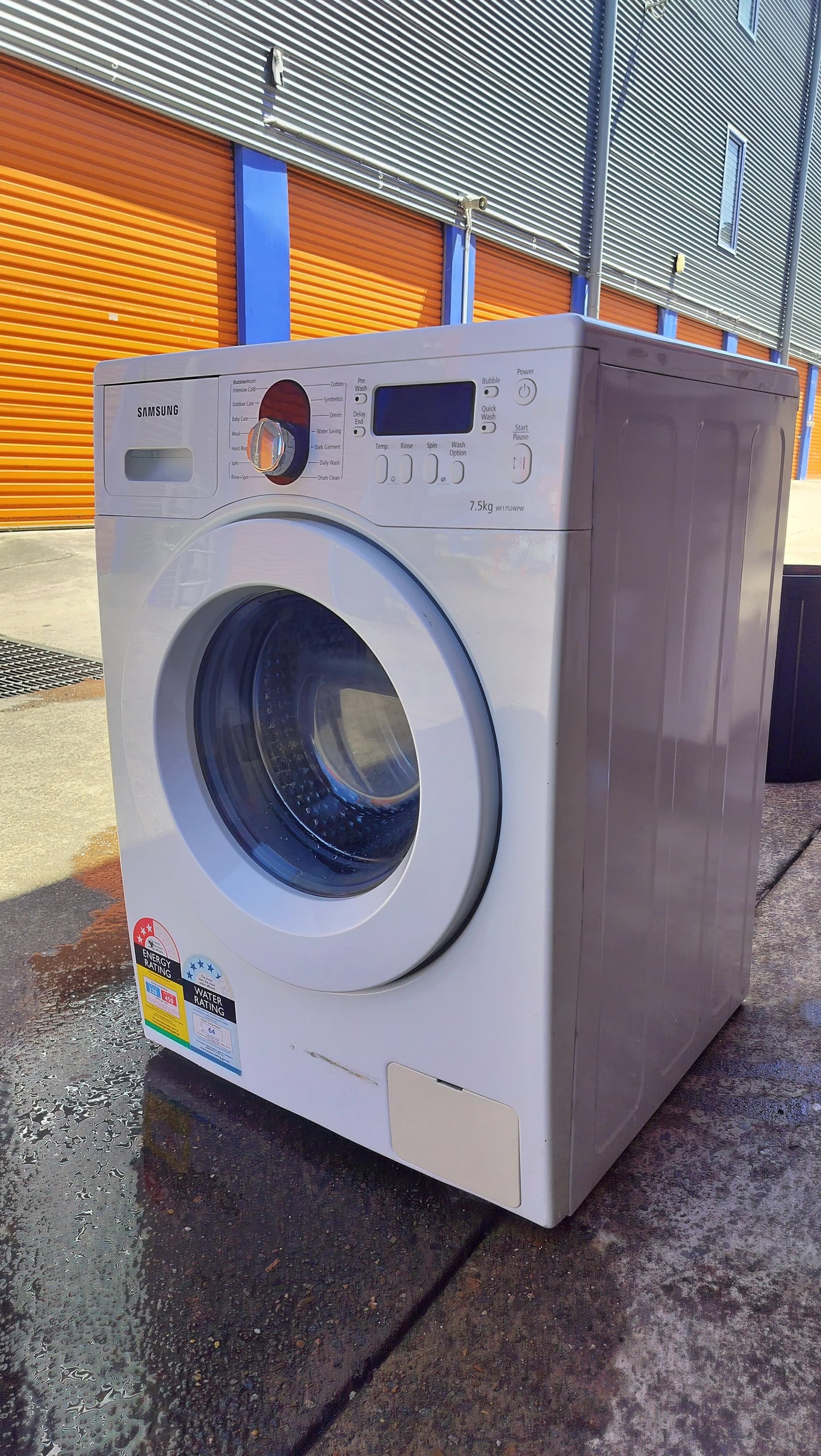 **SAMSUNG 7.5kg FRONT LOADER WASHING MACHINE**