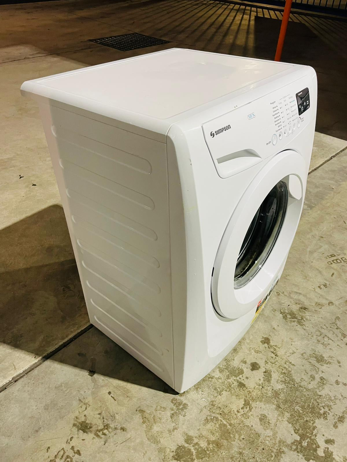 **SIMPSON 7 KGS FRONT LOADER WASHING MACHINE**