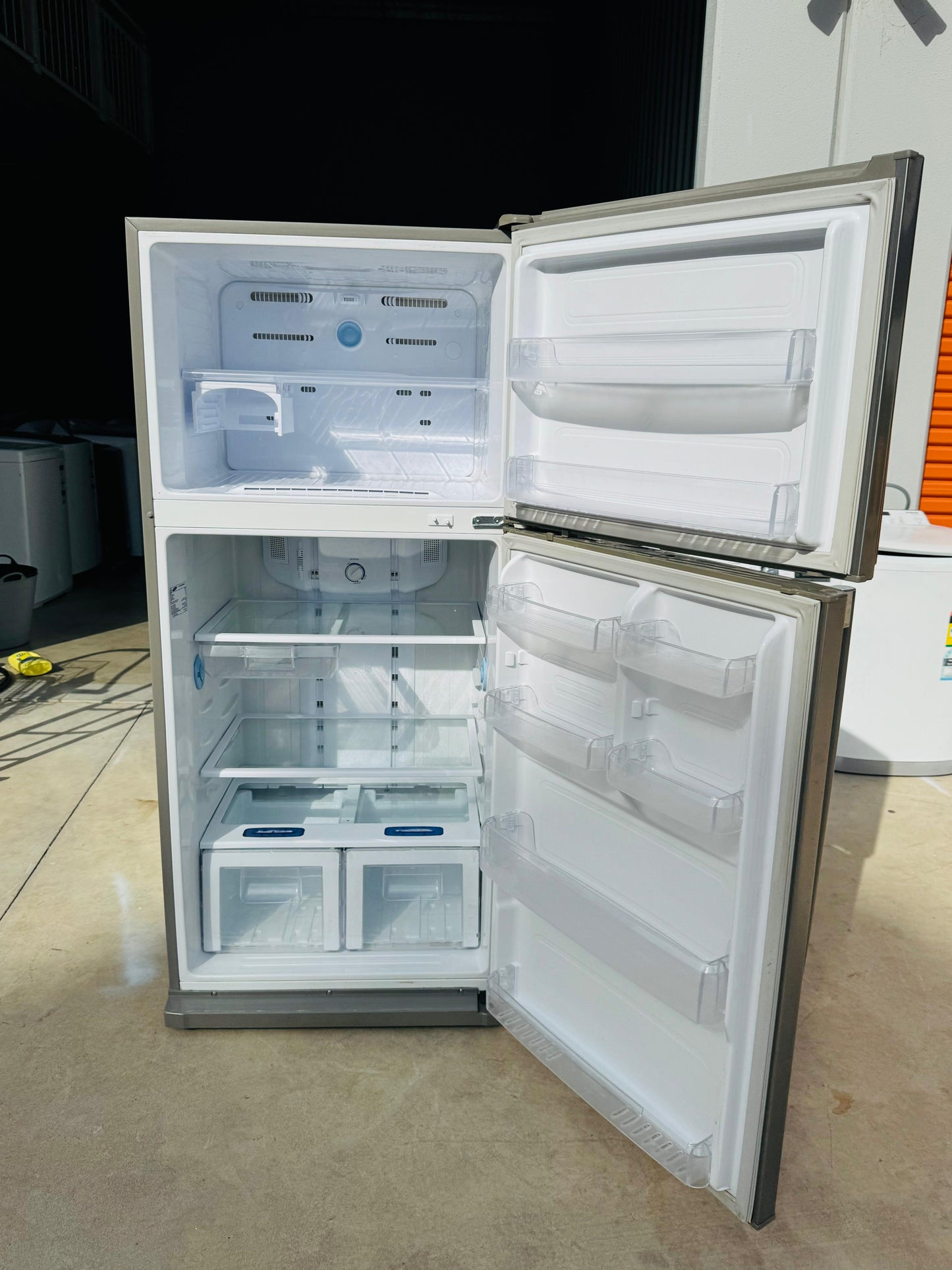 **SAMSUNG 511 LITRES FRIDGE FREEZER**