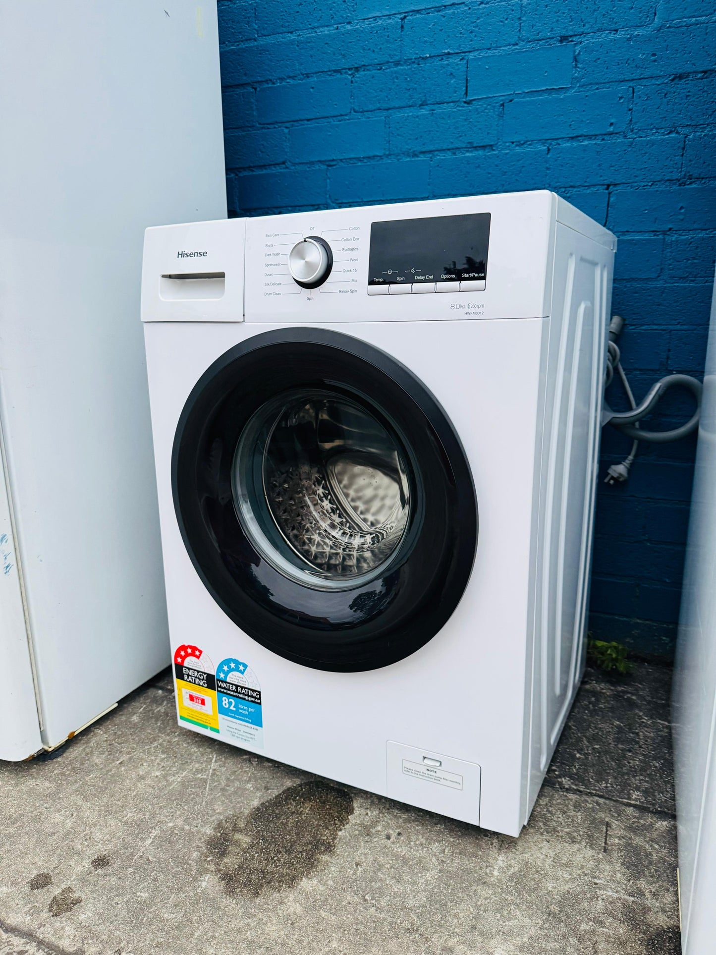 **HISENSE 8KGS FRONT LOADER WASHING MACHINE**