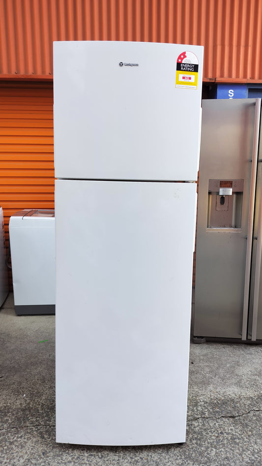 **WESTINGHOUSE 369 LITRES FRIDGE FREEZER**