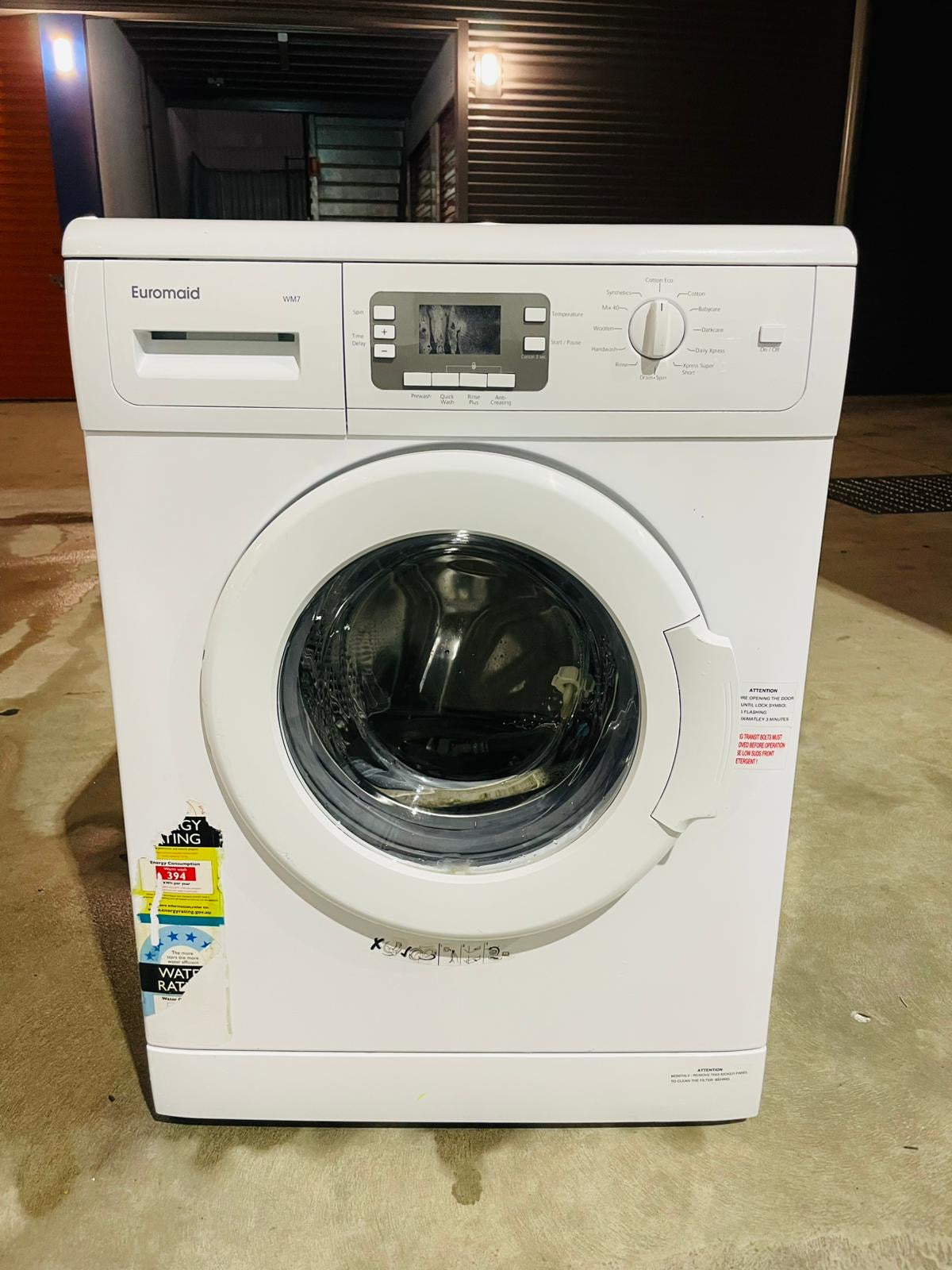 **EUROMAID 7 KGS FRONT LOADER WASHING MACHINE**