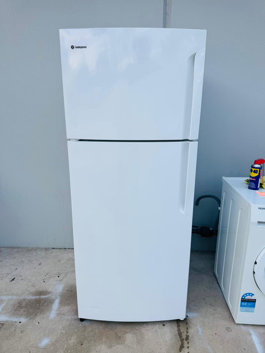 **WESTINGHOUSE 462 LITRES FRIDGE FREEZER**