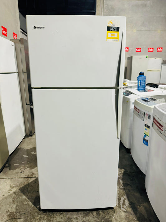 **WESTINGHOUSE 420 LITRES FRIDGE FREEZER**