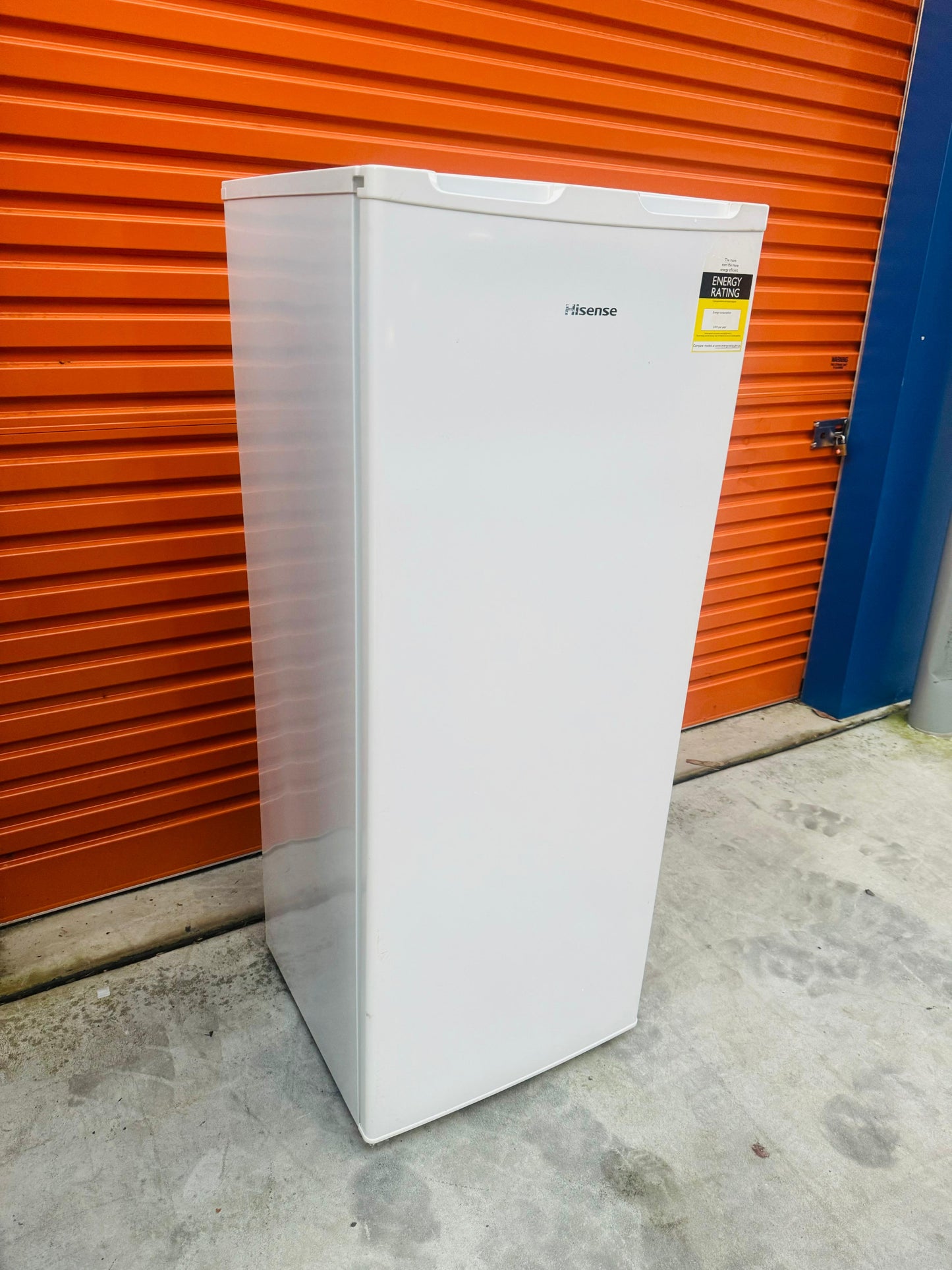 **HISENSE 175 LITRES FREEZER**