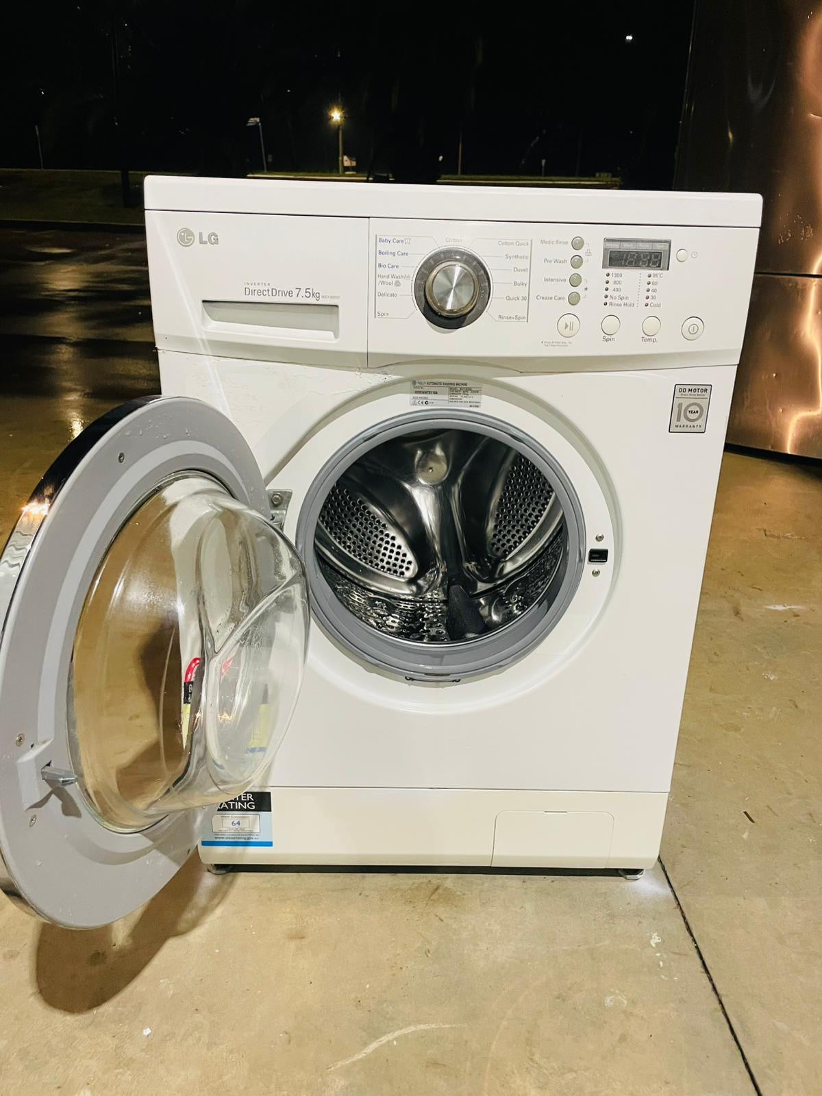 **LG 7.5 KGS FRONT LOADER WASHING MACHINE**