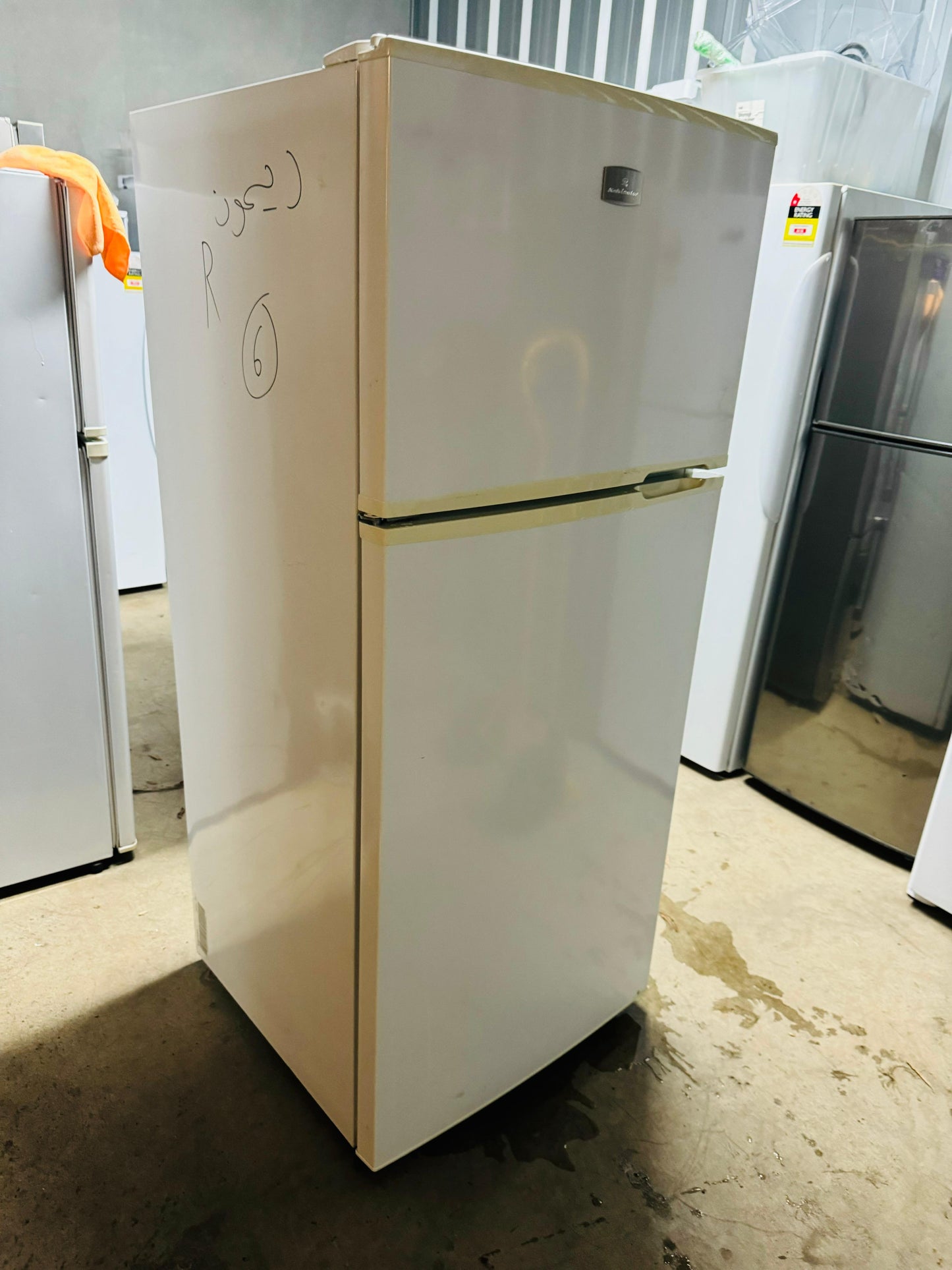 **KELVINATOR 420 LITRES FRIDGE FREEZER**