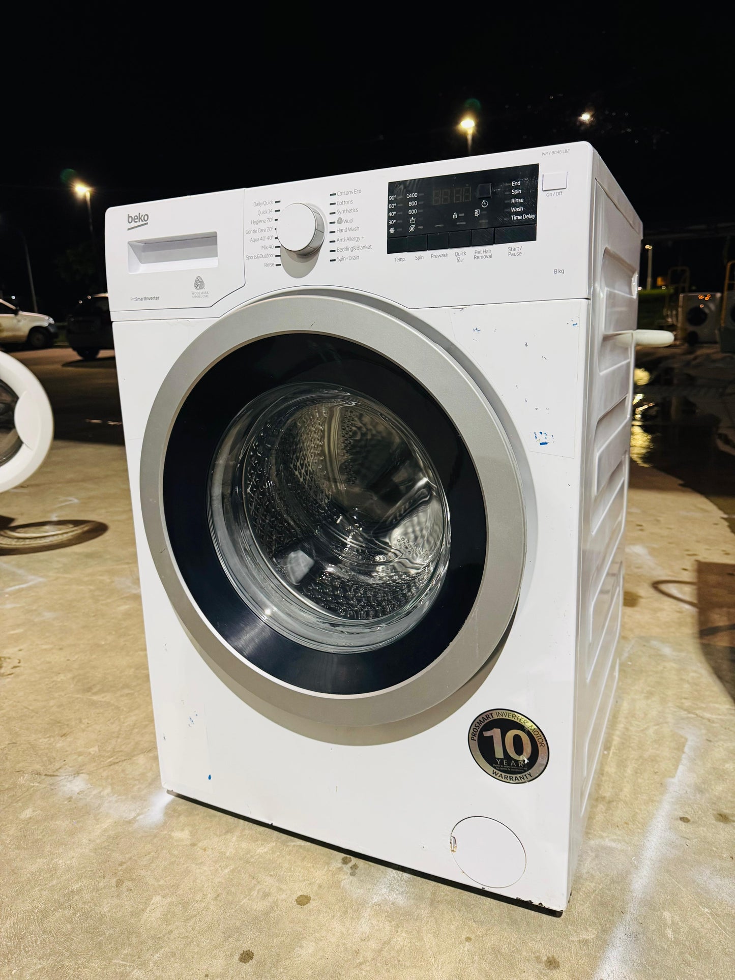 **BEKO 8KGS FRONT LOADER WASHING MACHINE**