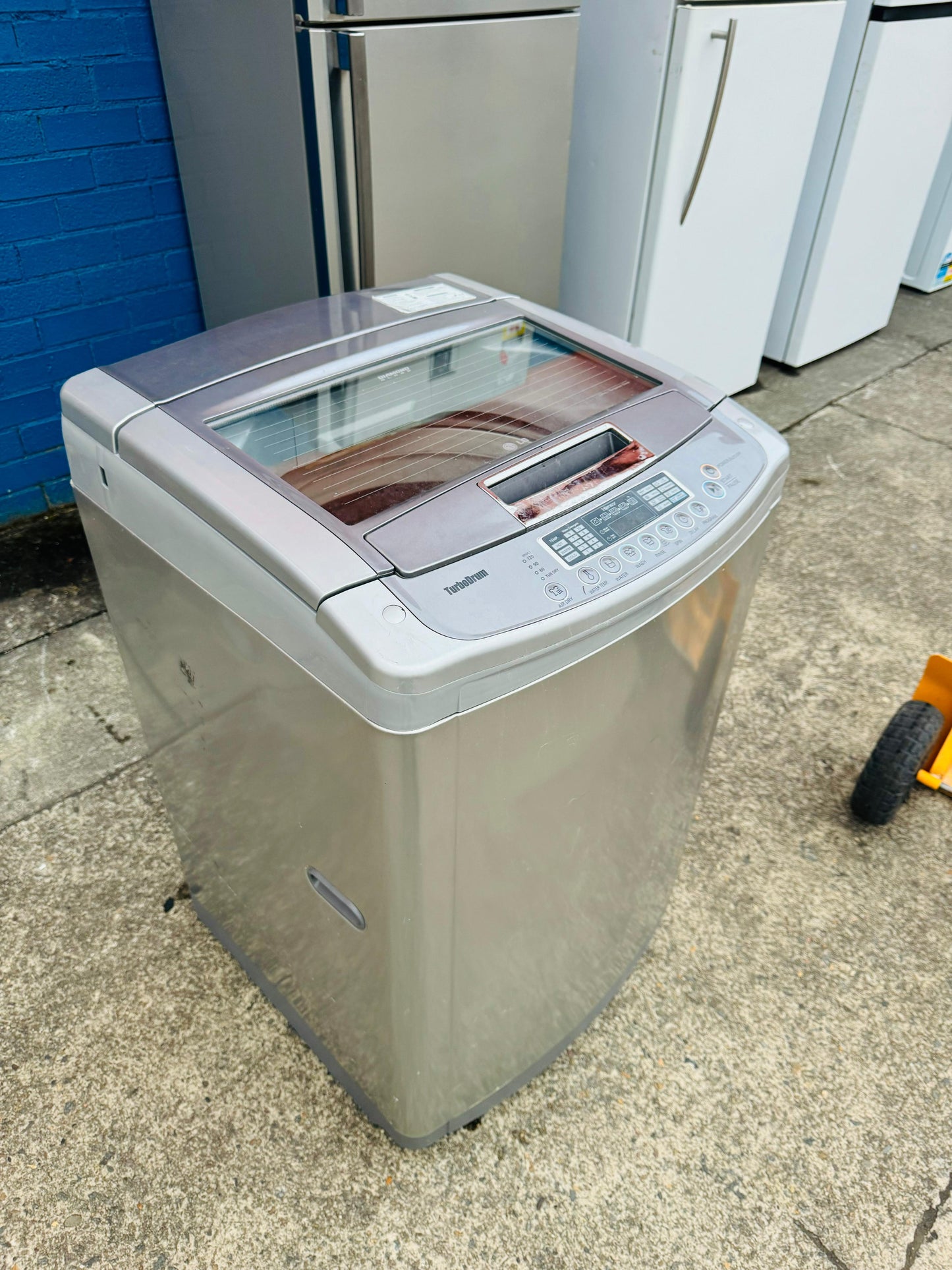 **LG 8.5 KGS TOP LOADER WASHING MACHINE**