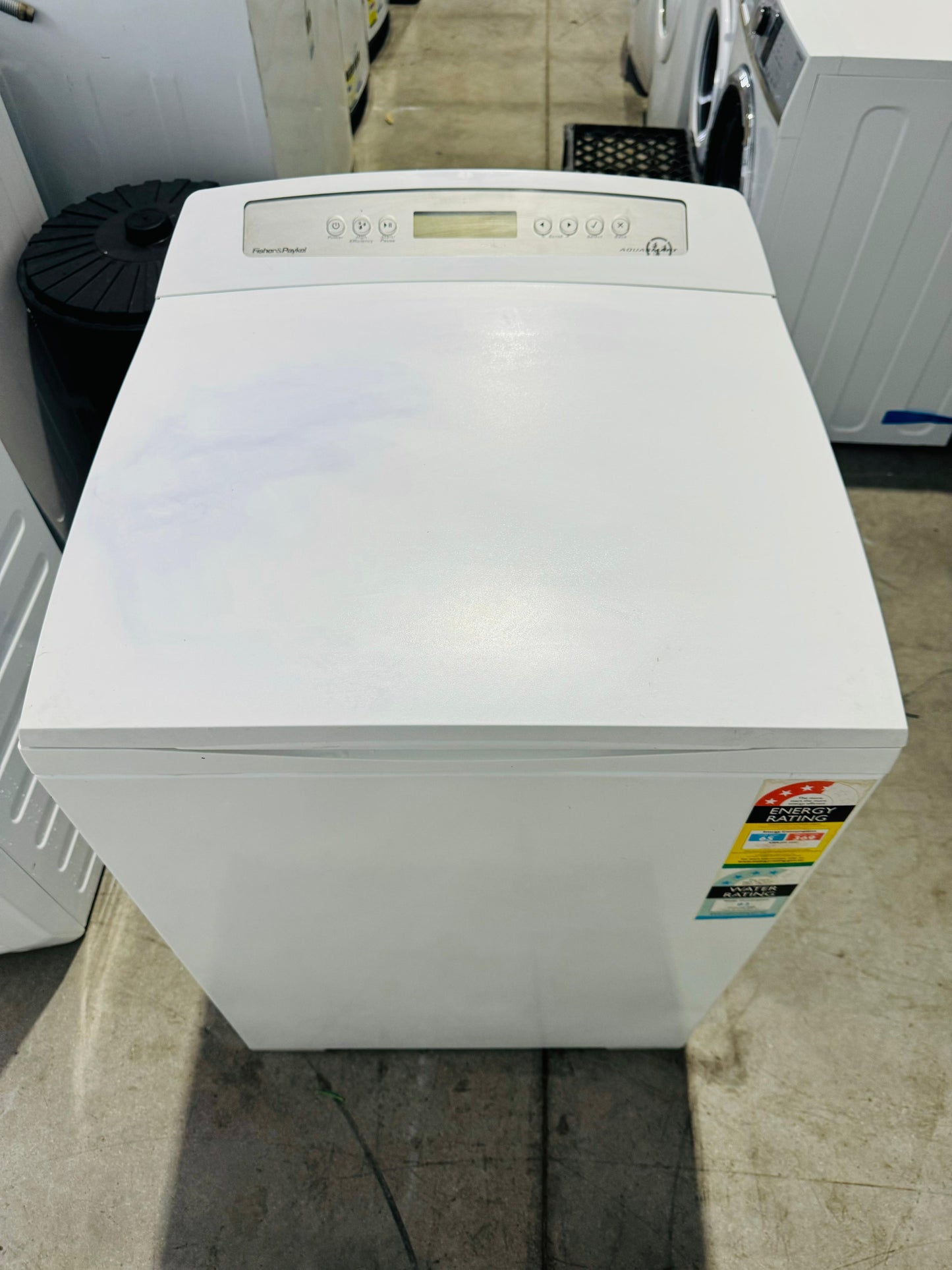 **FISHER & PAYKEL 8KGS TOP LOADER WASHING MACHINE**