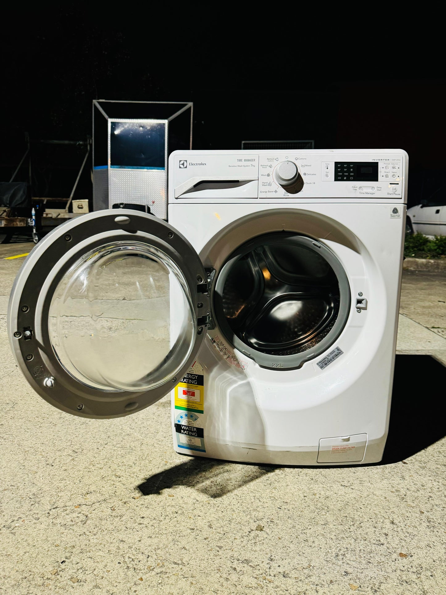 **ELECTROLUX 7 KGS FRONT LOADER WASHING MACHINE**