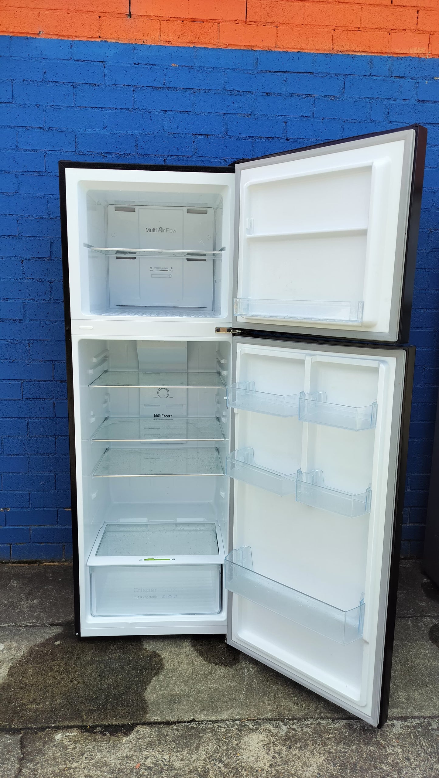 **CHIQ 370 LITRES FRIDGE FREEZER**