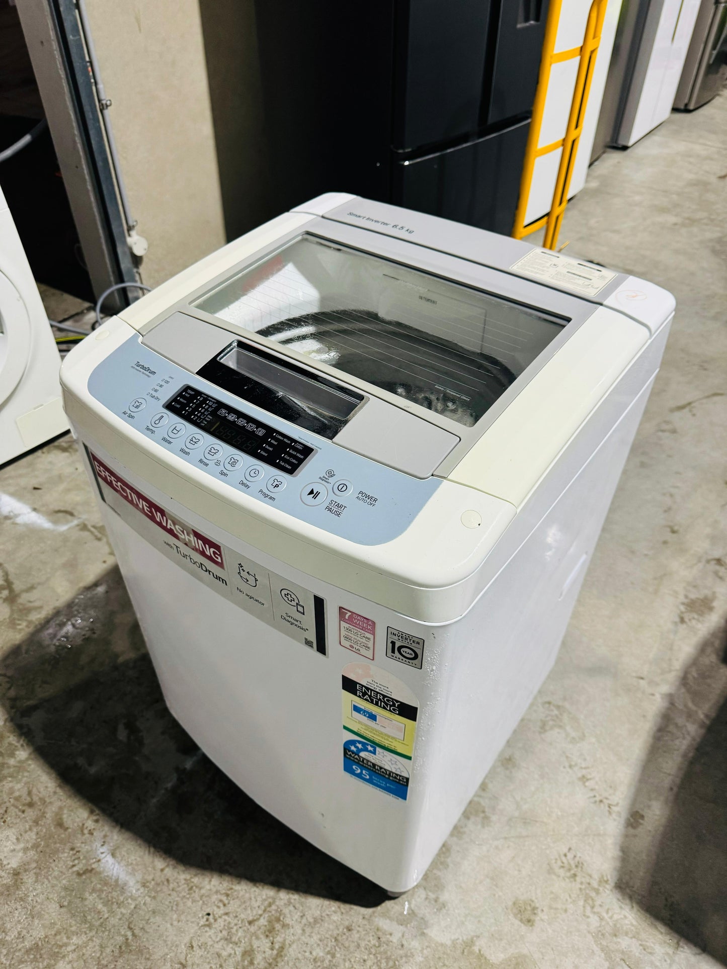 **LG 6.5KGS TOP LOADER WASHING MACHINE**