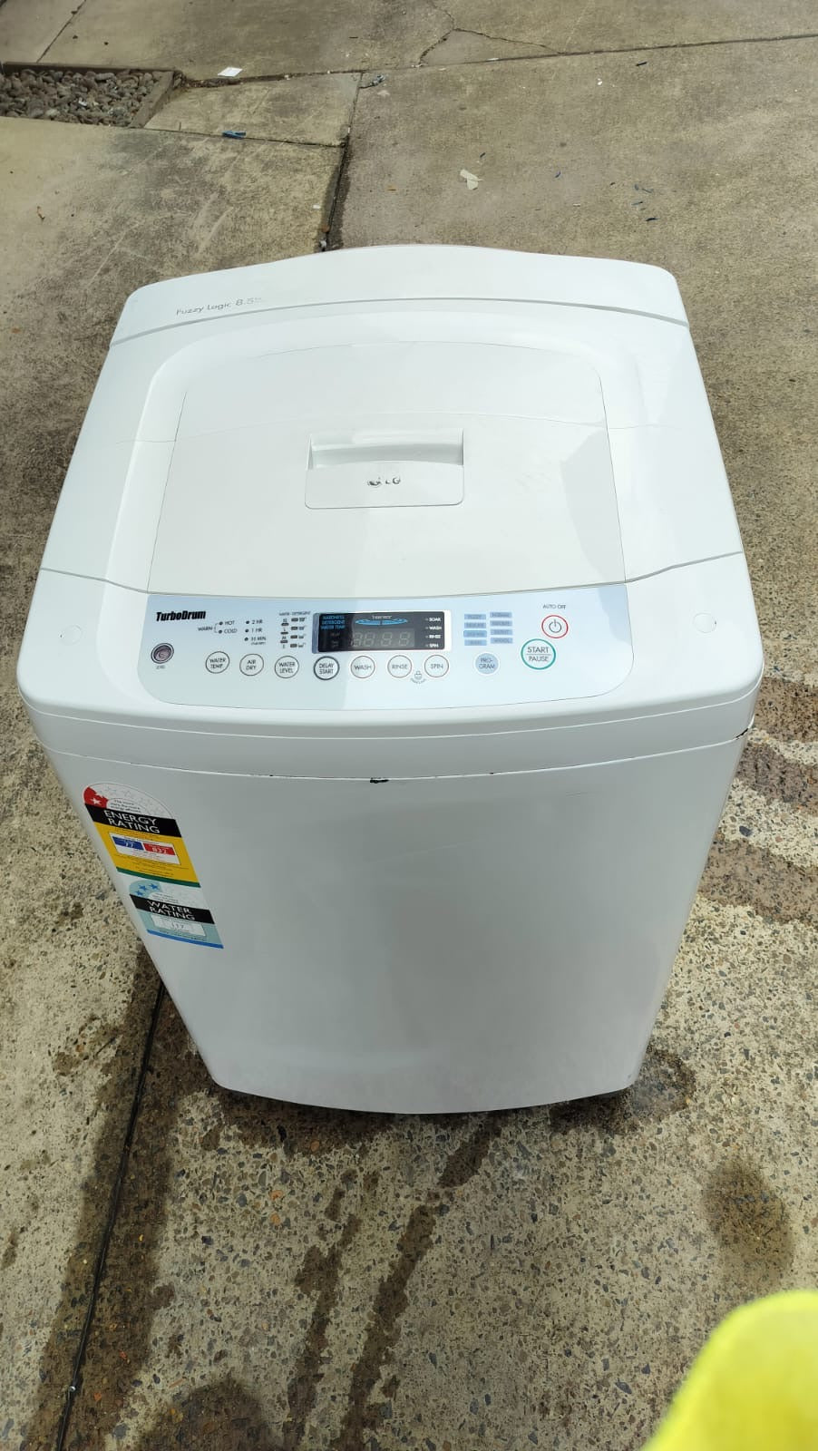 **LG 8.5 KGS TOP LOADER WASHING MACHINE**