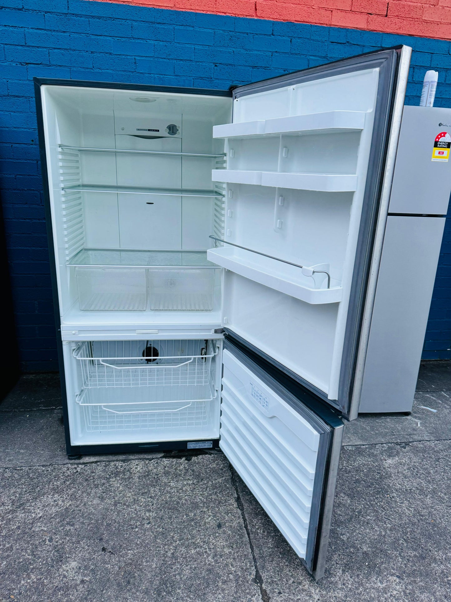 **FISHER & PAYKEL 518 LITRES FRIDGE FREEZER**