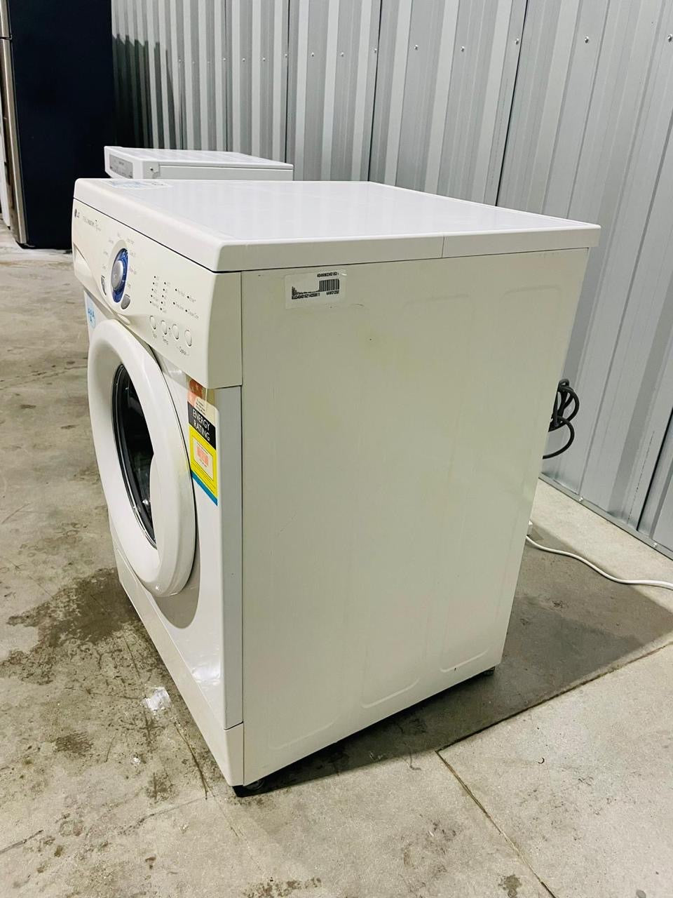 **LG 7KGS FRONT LOADER WASHING MACHINE**