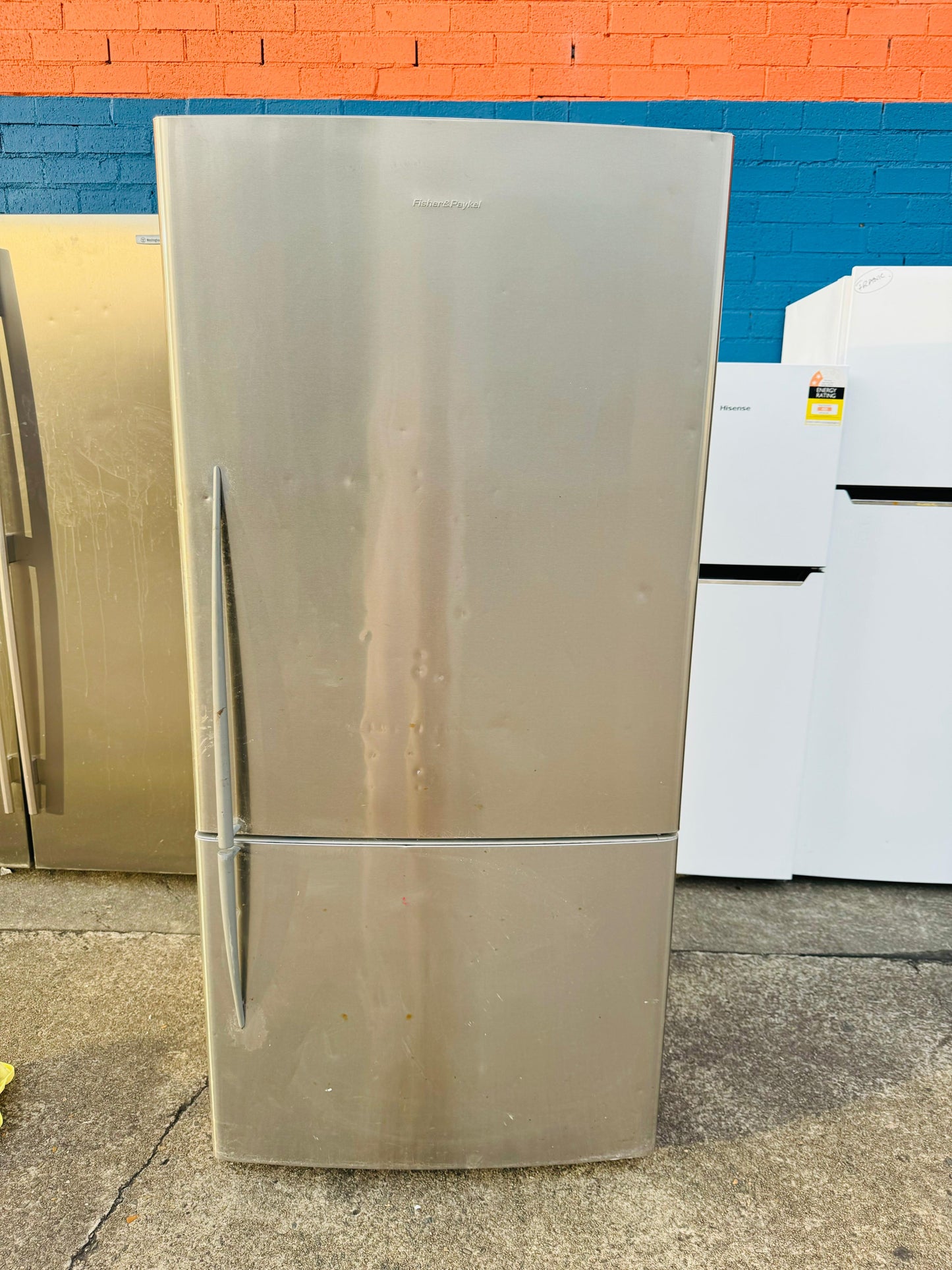 **FISHER & PAYKEL 519 LITRES FRIDGE FREEZER**