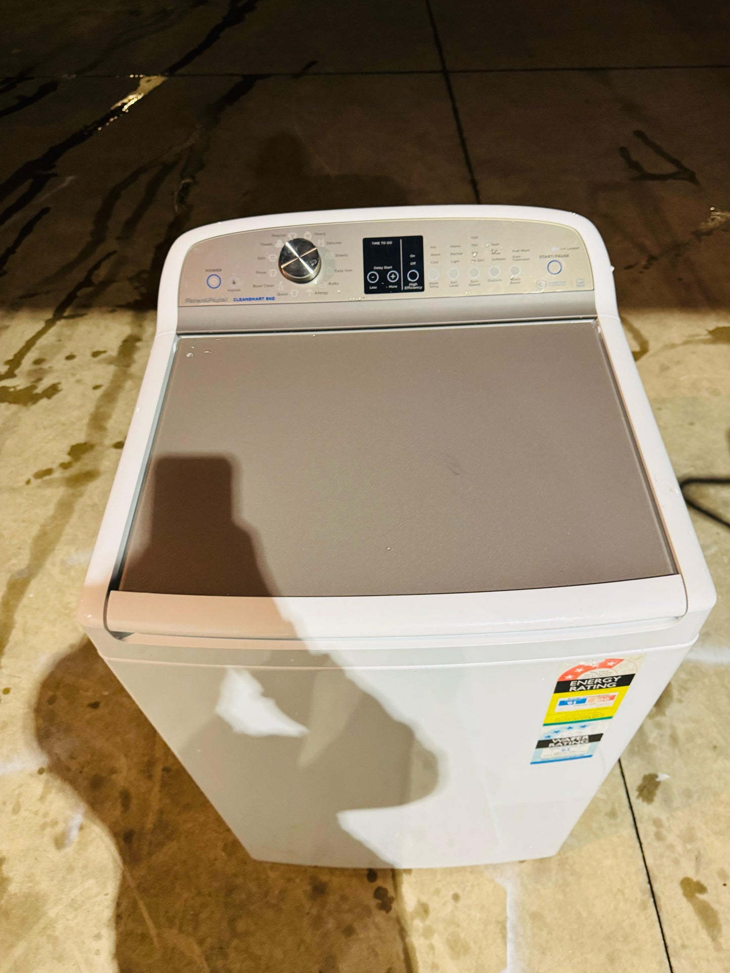 **FISHER AND PAYKEL 8KGS TOP LOADER WASHING MACHINE**