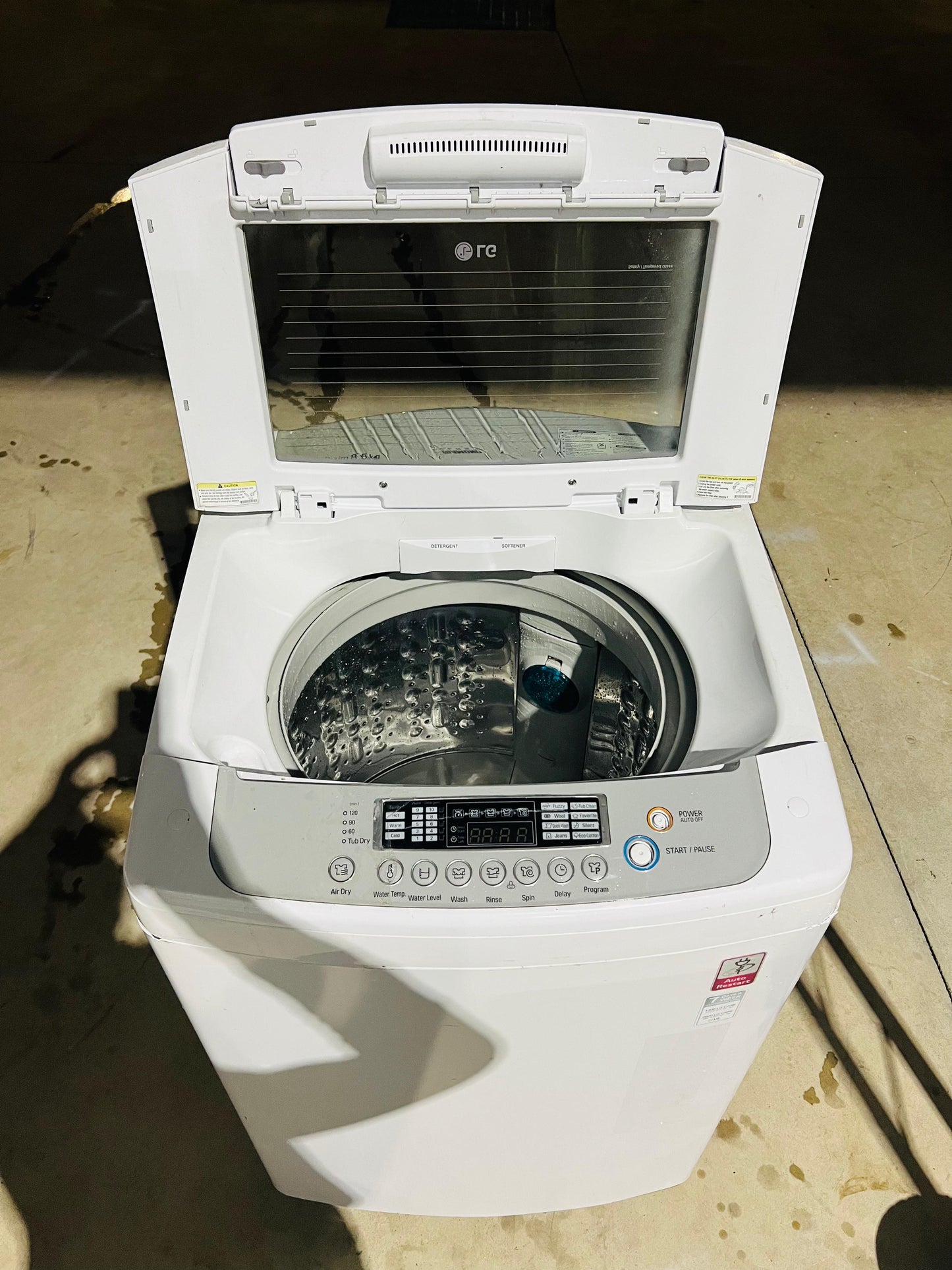 **LG 8.5 KGS TOP LOADER WASHING MACHINE**