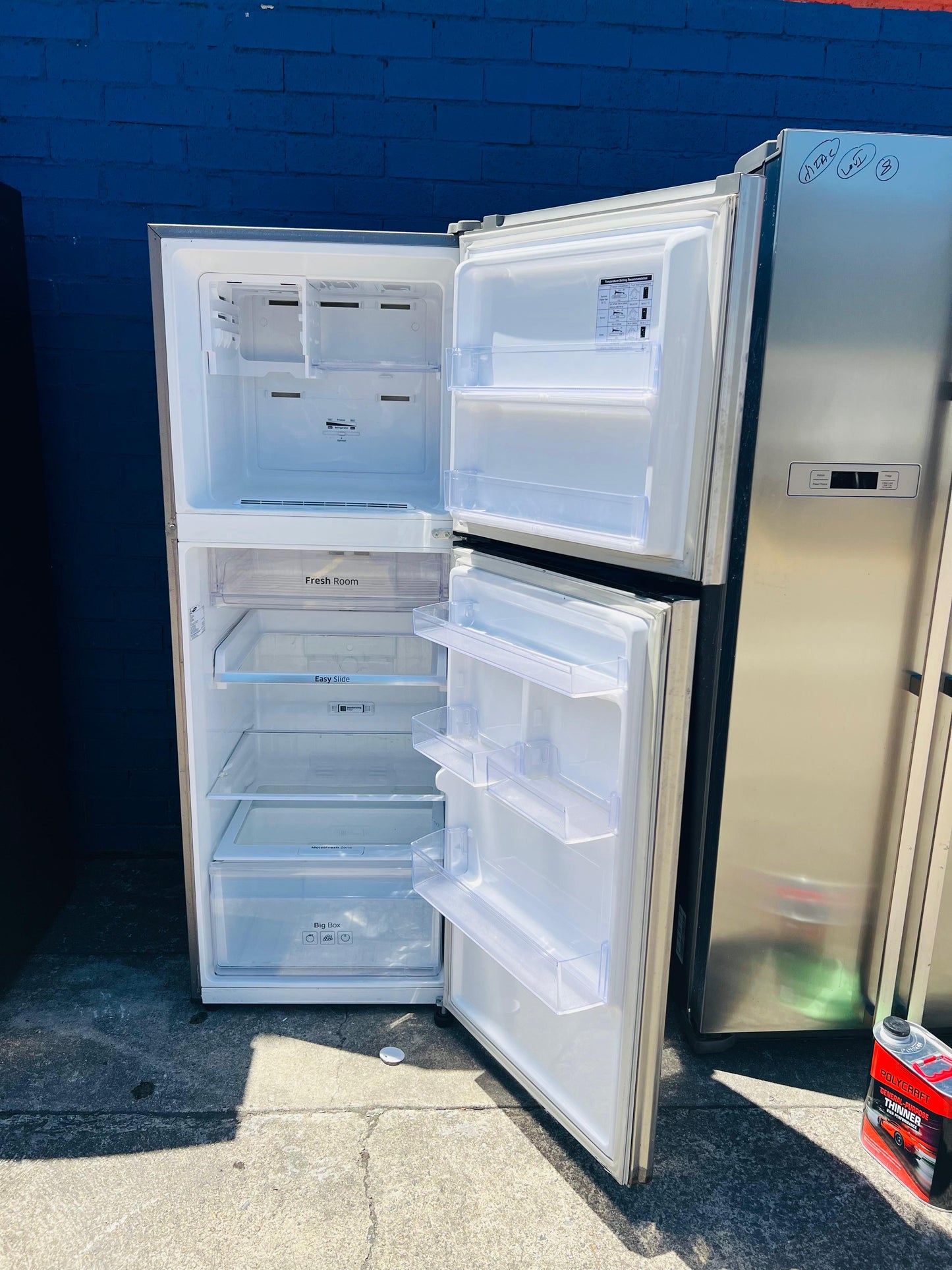 **SAMSUNG 320 LITRES FRIDGE FREEZER **