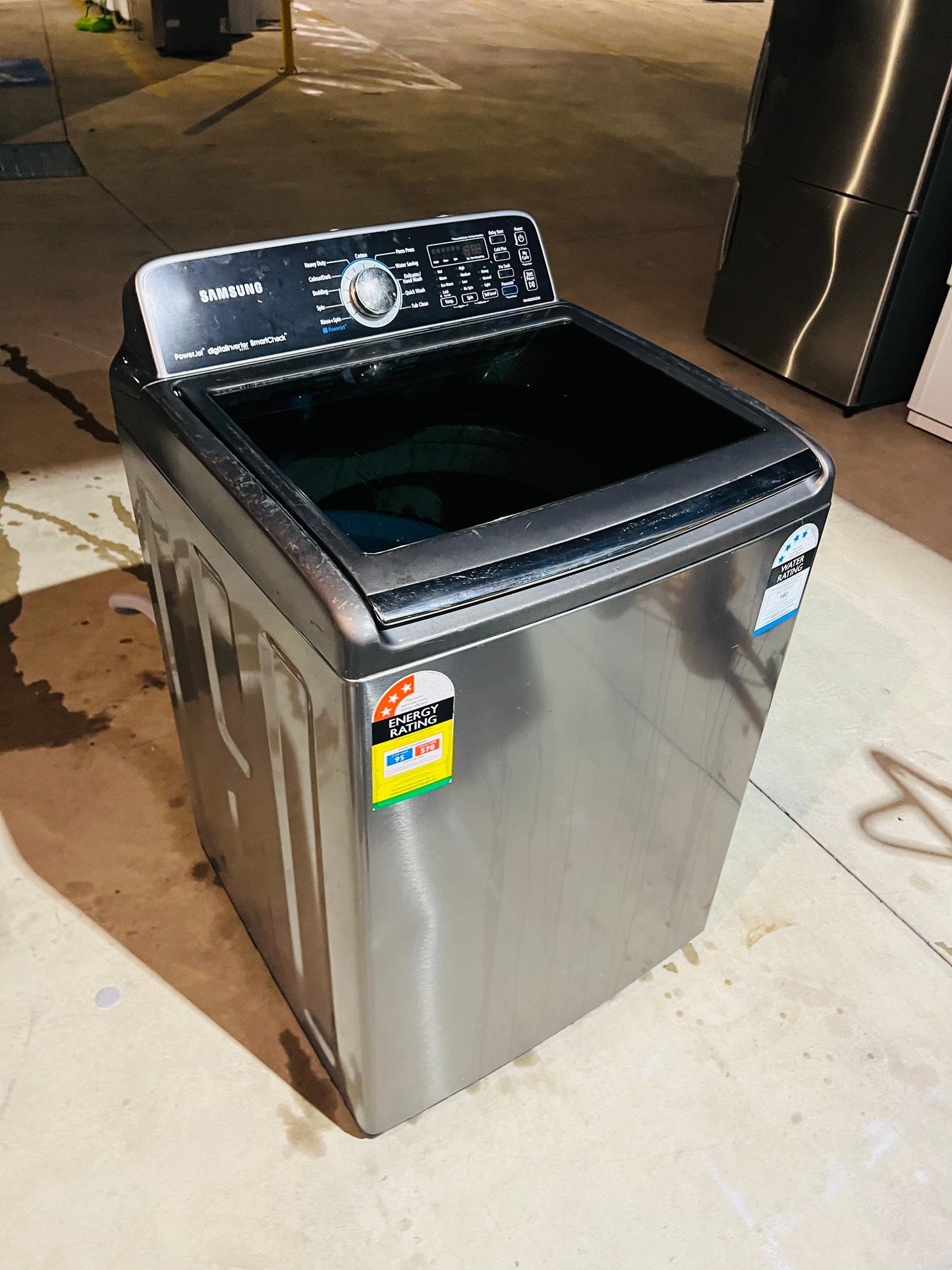 **LG 10KGS TOP LOADER WASHING MACHINE**