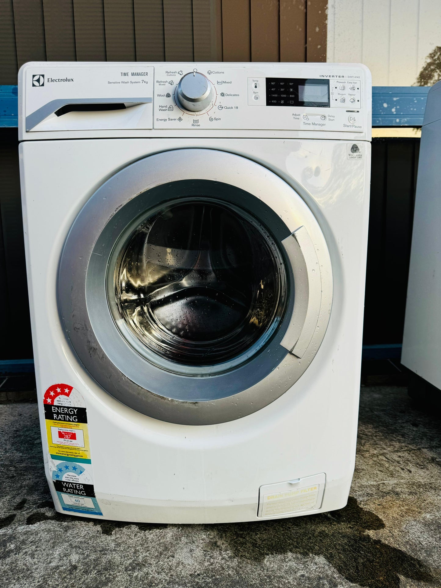 **ELECTROLUX 7KGS FRONT LOADER WASHING MACHINE**