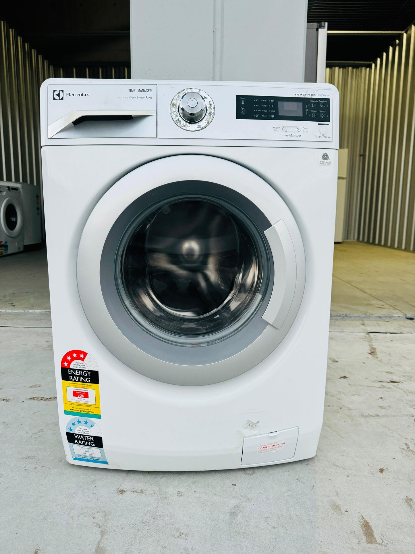 **ELECTROLUX 8KGS FRONT LOADER WASHING MACHINE**