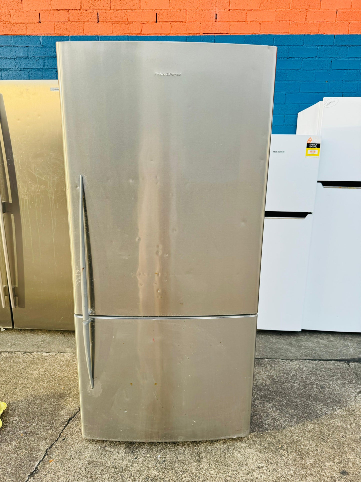 **FISHER & PAYKEL 519 LITRES FRIDGE FREEZER**