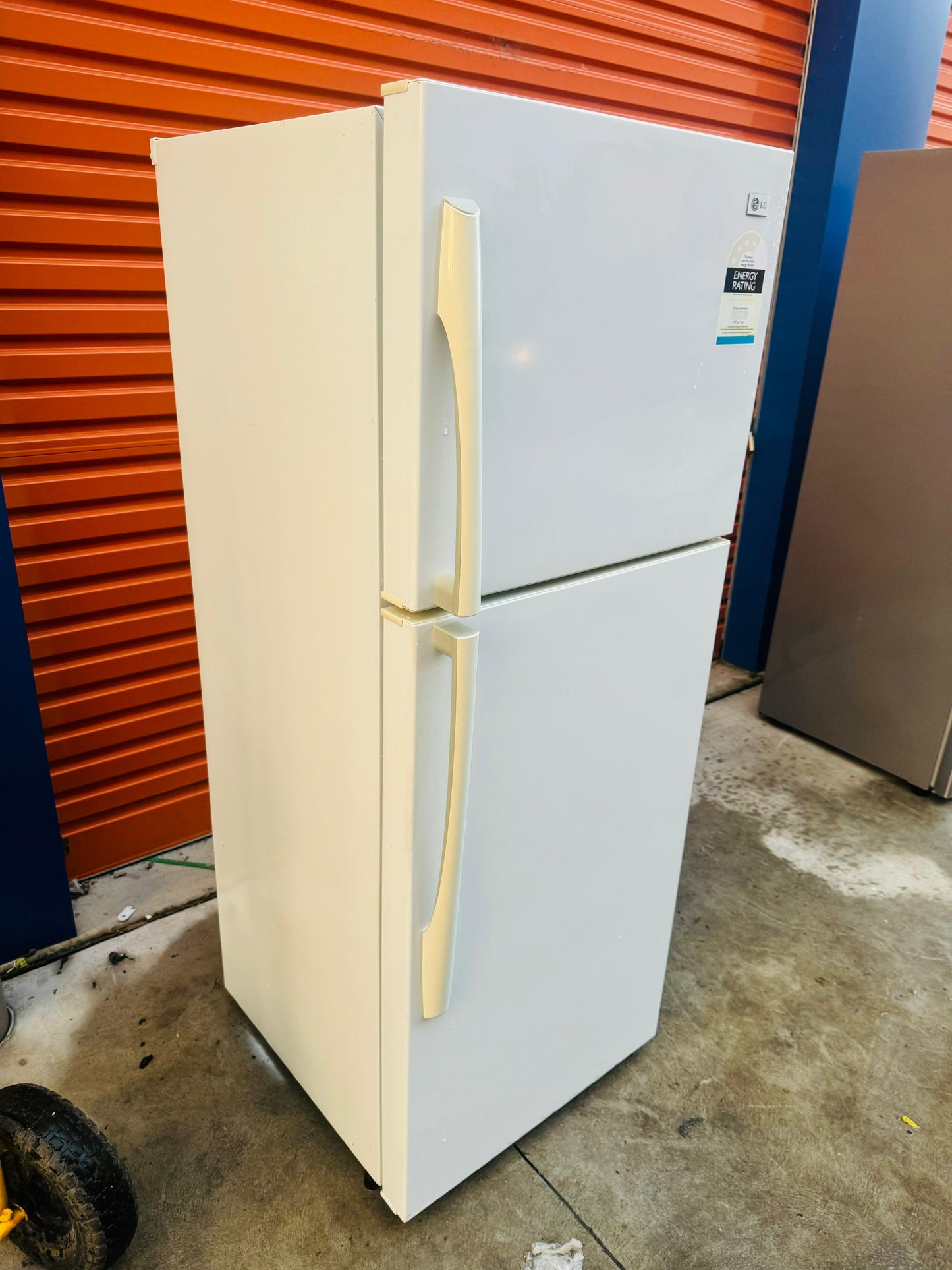 **LG 315 LITRES FRIDGE FREEZER**