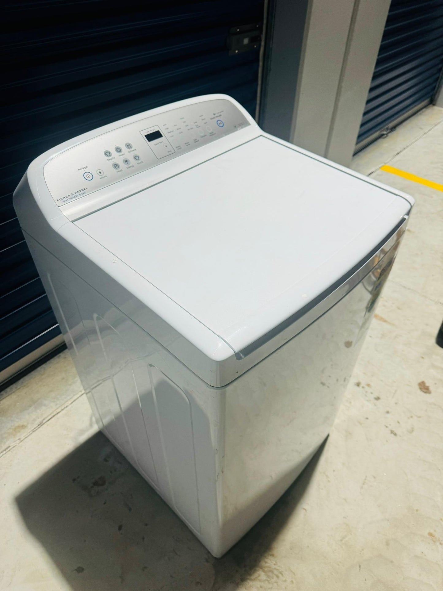 **FISHER & PAYKEL 8.5KGS TOP LOADER WASHING MACHINE**