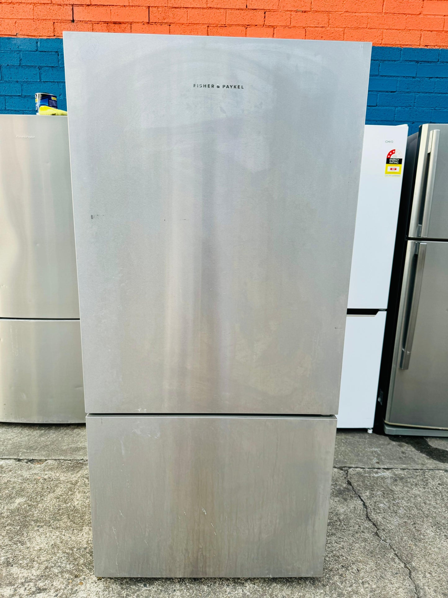 **FISHER & PAYKEL 519 LITRES FRIDGE FREEZER**