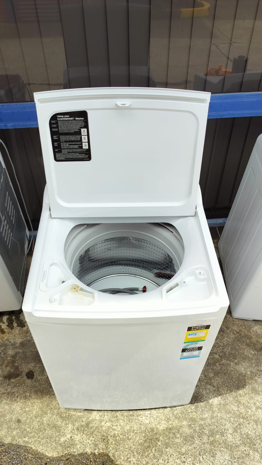 **FISHER & PAYKEL 10 KGS TOPLOADER WASHING MACHINE**